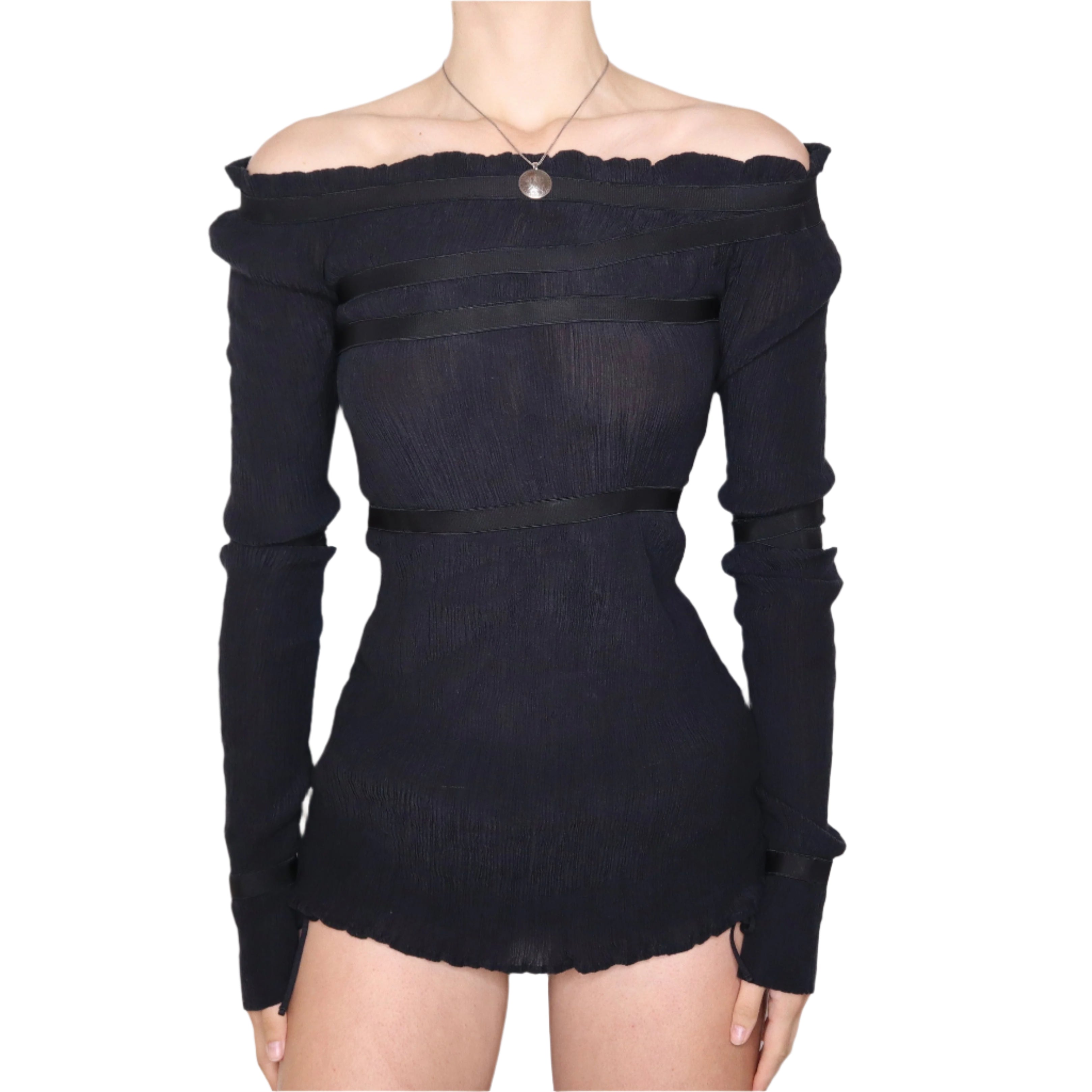 Y2K Italian Black Textured Off the Shoulder Top (XS)