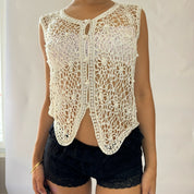 Vintage crocheted tank with pearls (XS/M)