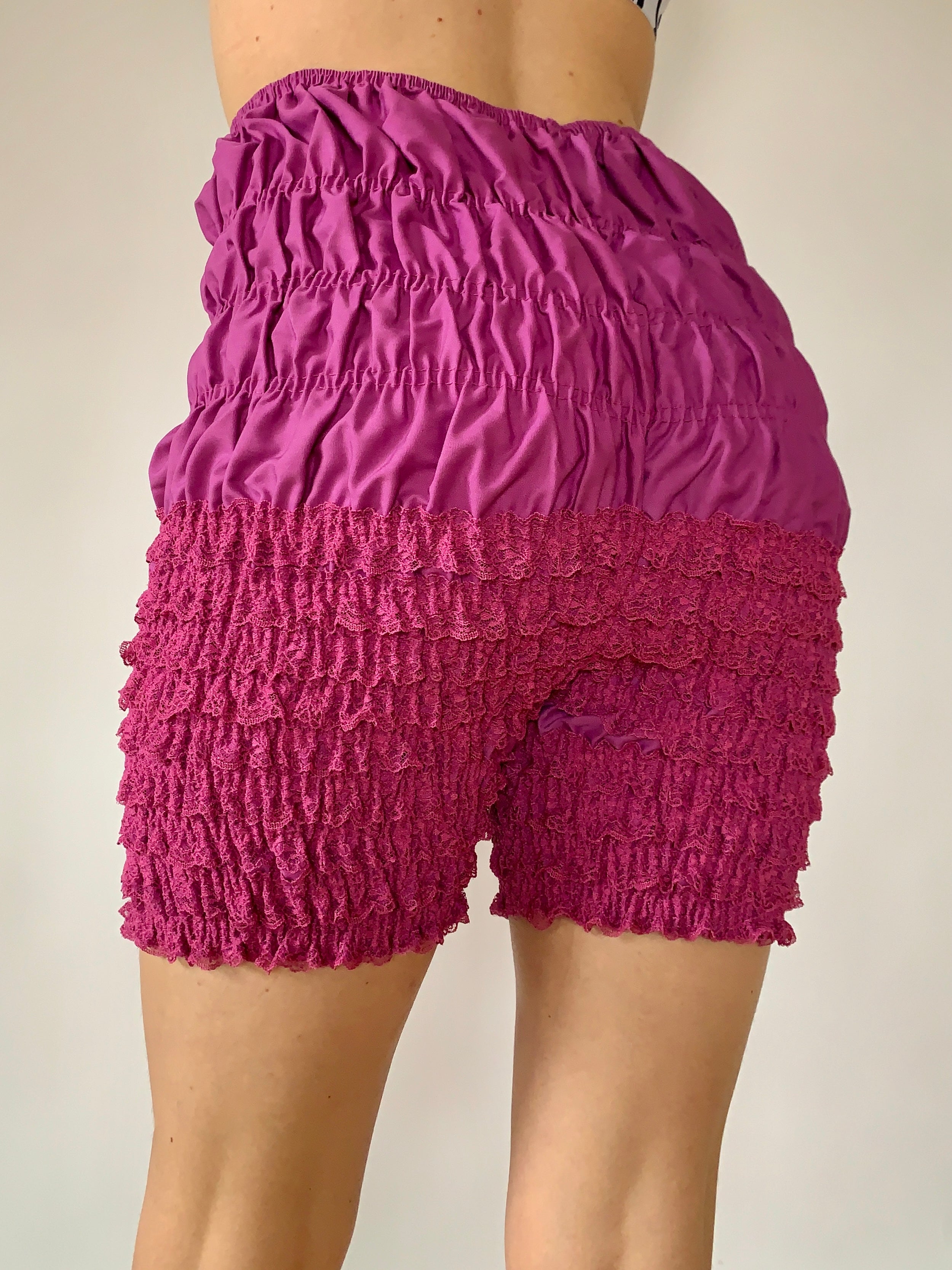 Vintage Ruffle Bloomers - Large
