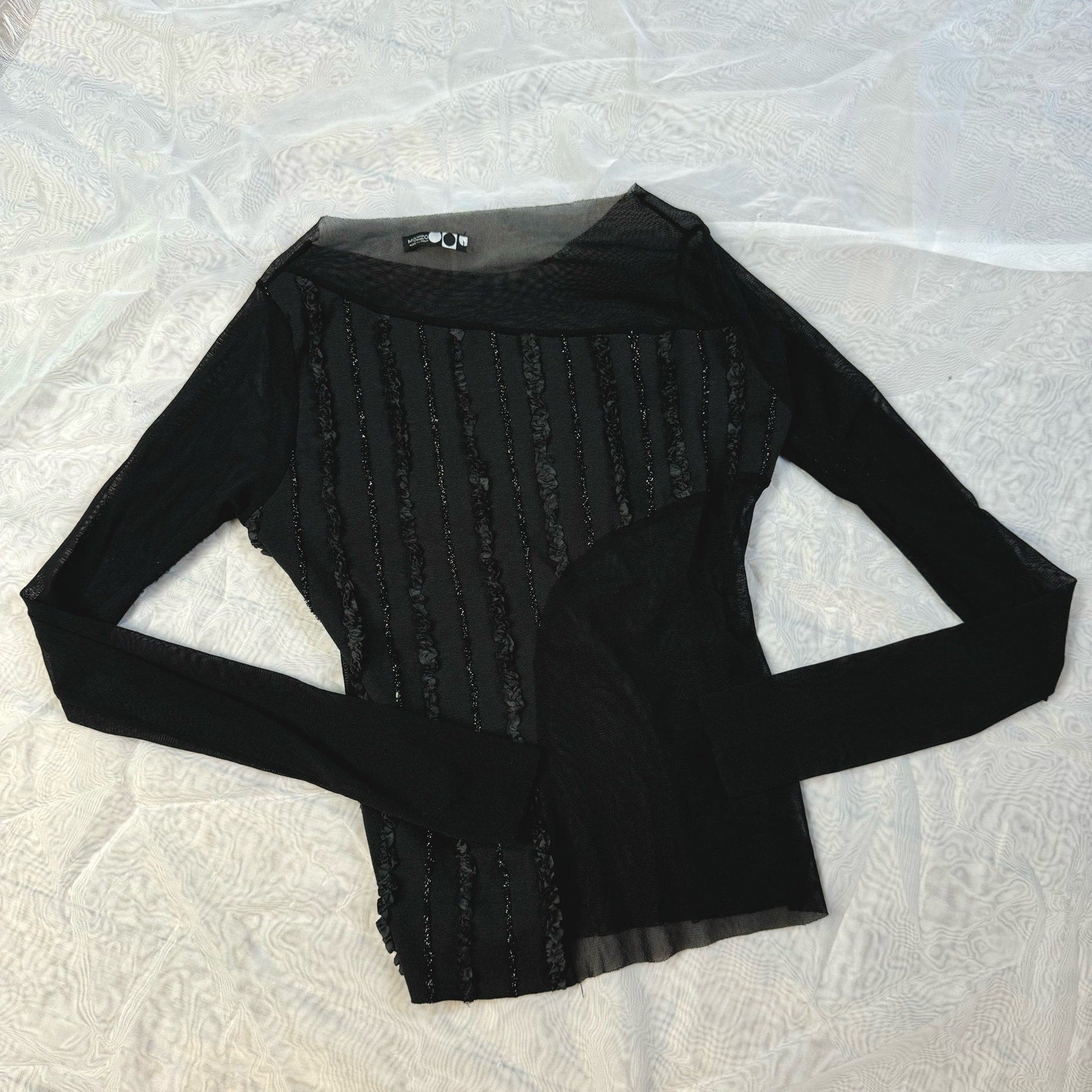Italian vintage Y2K Detailed Black Mesh Blouse (XS/S)