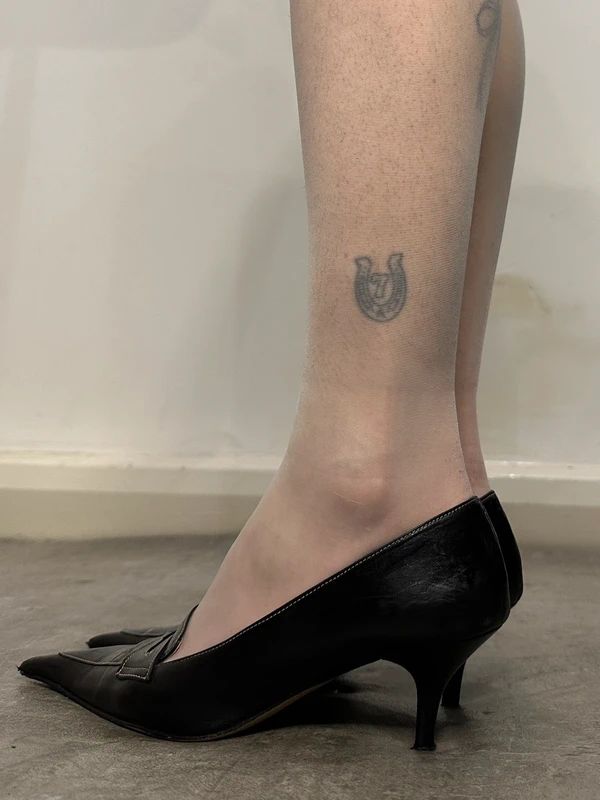 Vintage Italian Pointed Toe Black Kitten Heels (US 5.5)