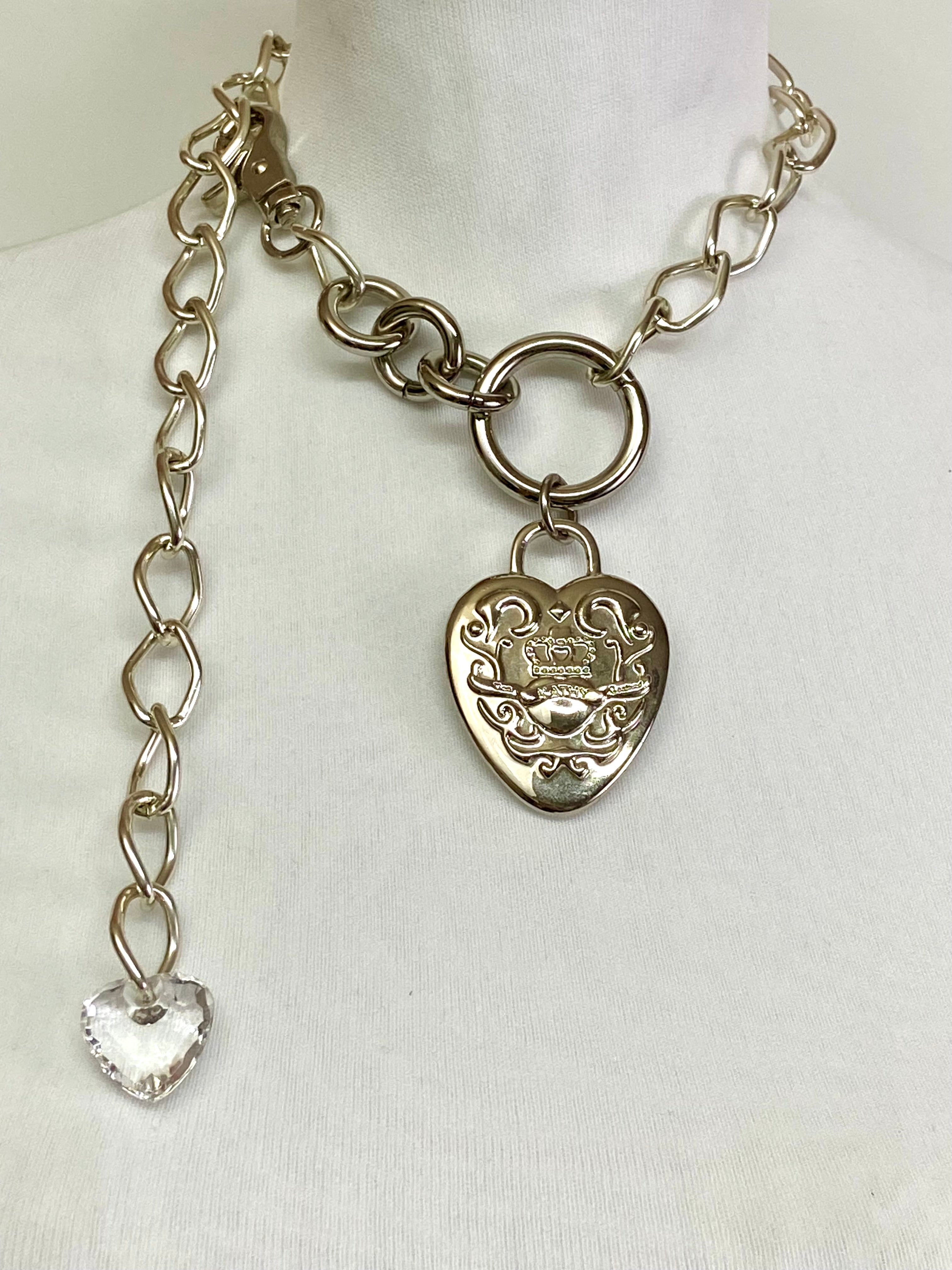 Heart choker