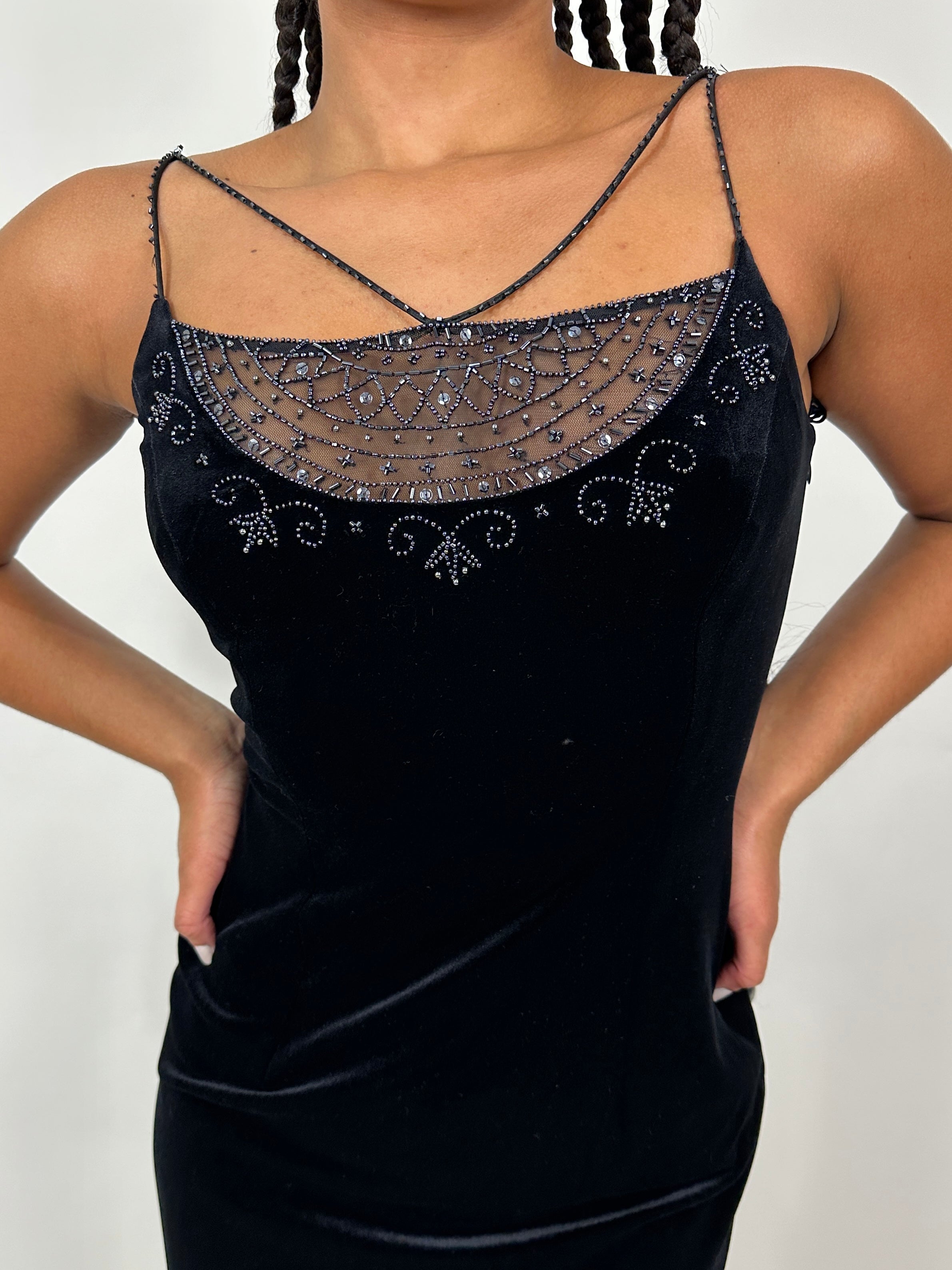 90s Noir Beaded Velvet Gown (M)