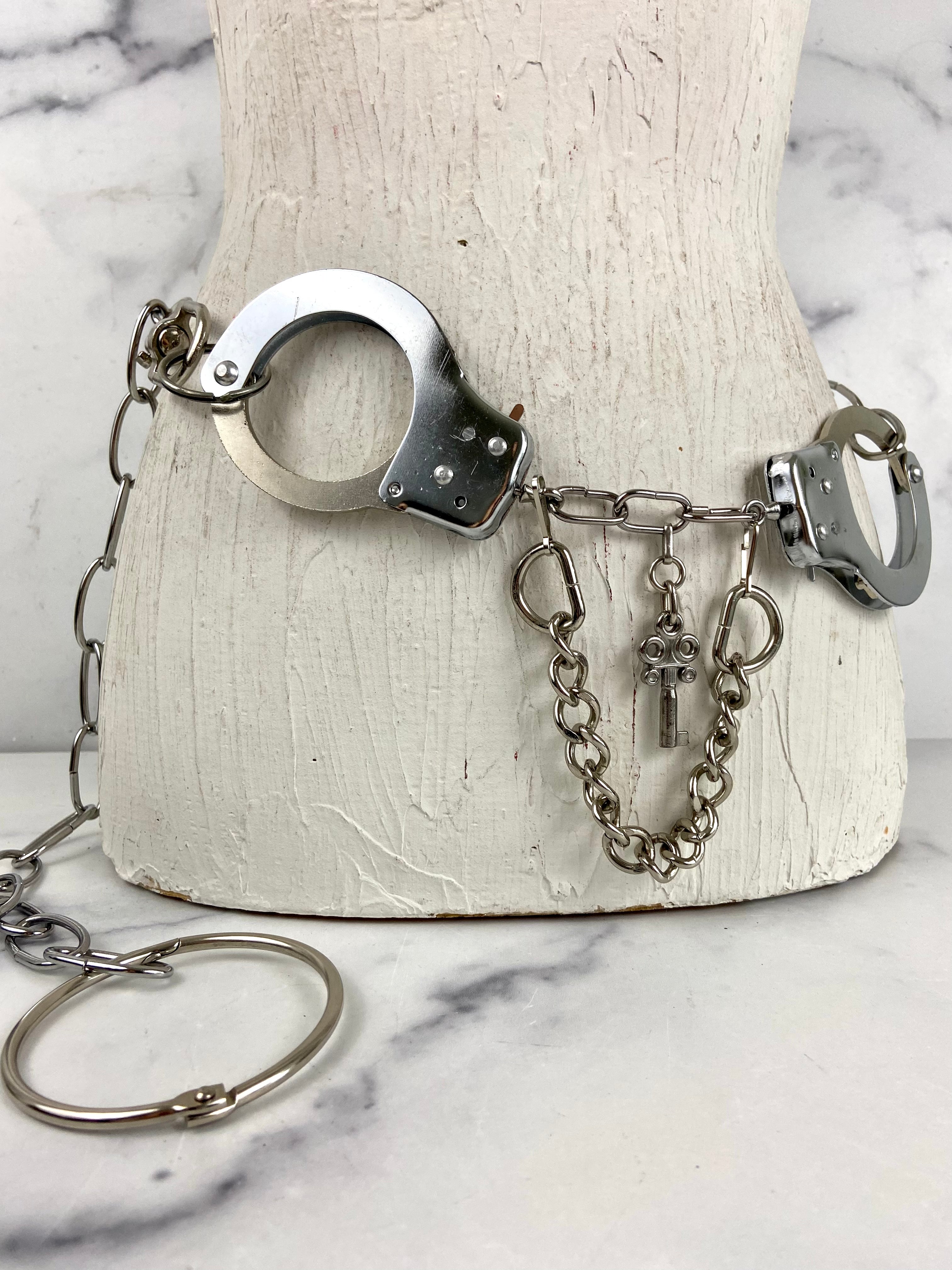 I have the 🔐 keys belt