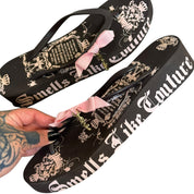 Vintage juicy couture flip flops (8-9)