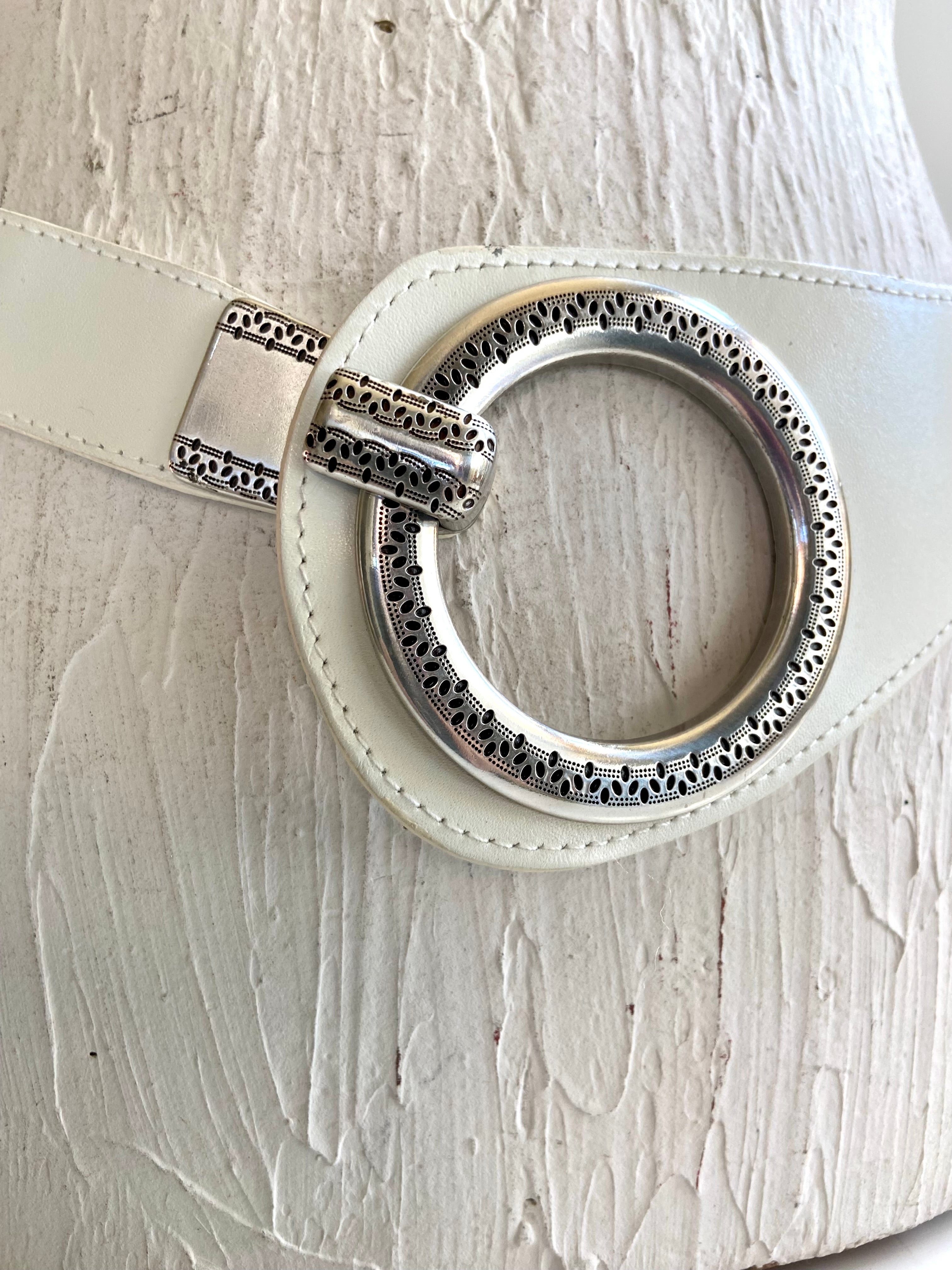Big circle white belt