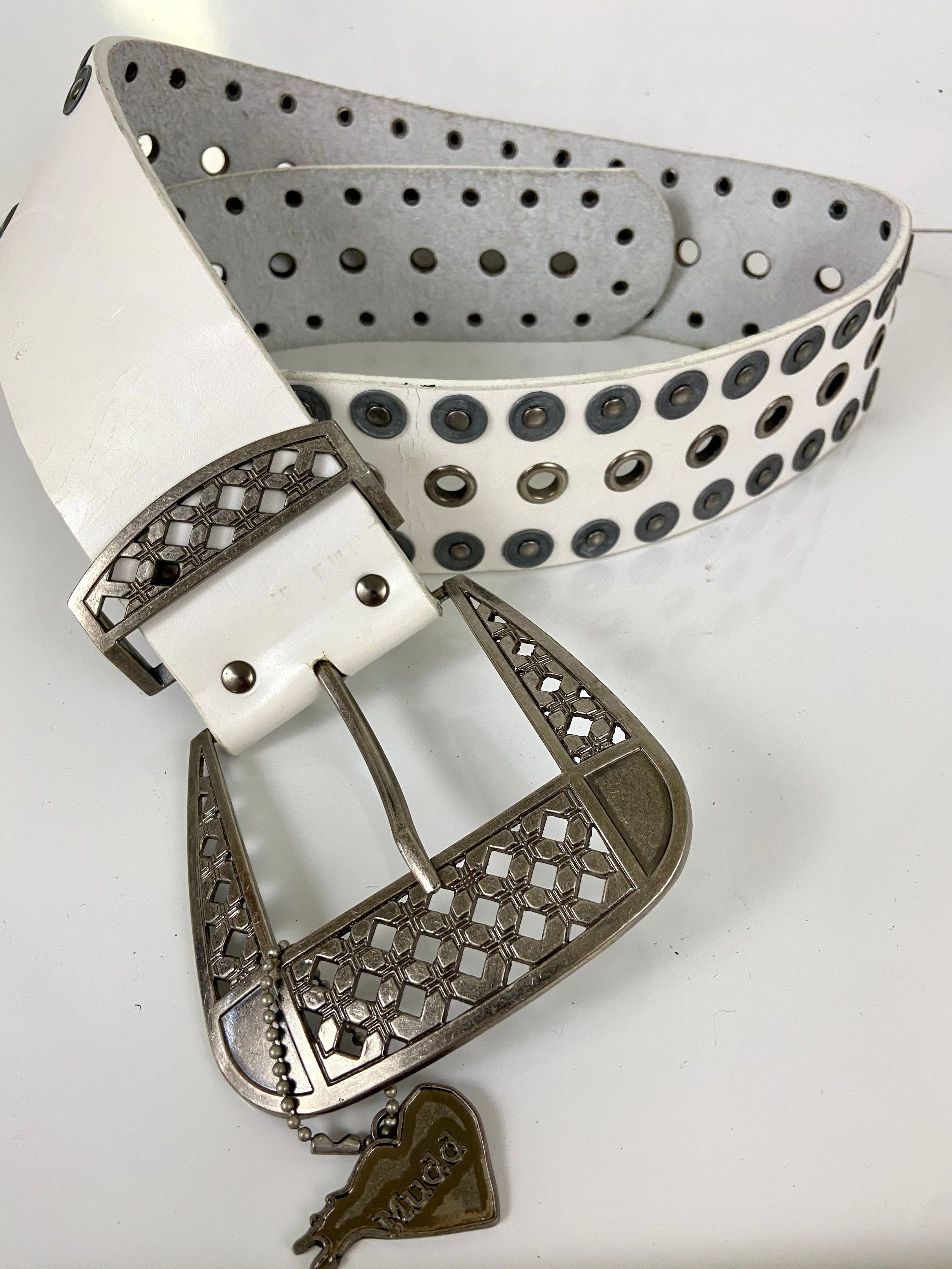 Genuine Mudd Wide White Leather belt