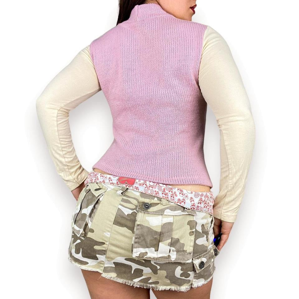 Italian Vintage “Glamour” Turtleneck (L)