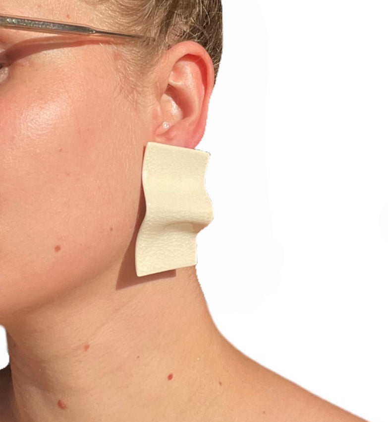 Vintage White Wavy Ceramic Earrings