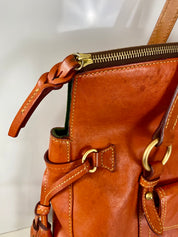 Dooney & Bourke Florentine Smith
Bag in natural leather