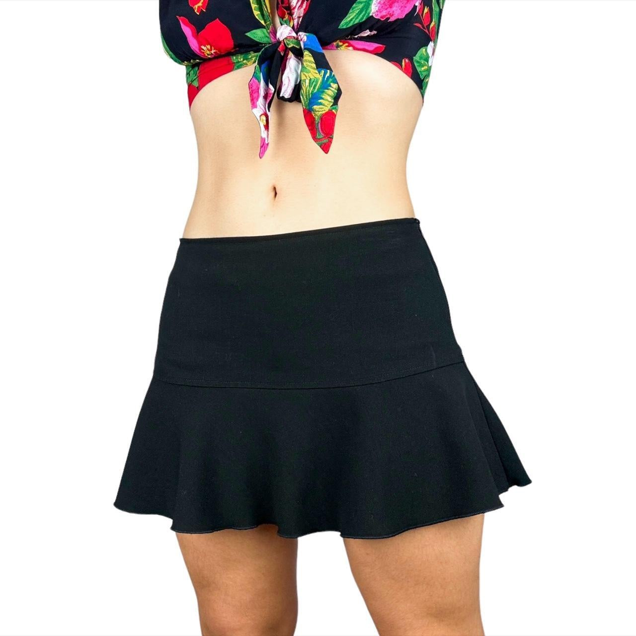 Y2K Flirty Black Mini Skirt (S)