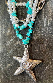 Starfish on layers choker