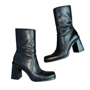 90s Leather Block Heel Boots (8.5)