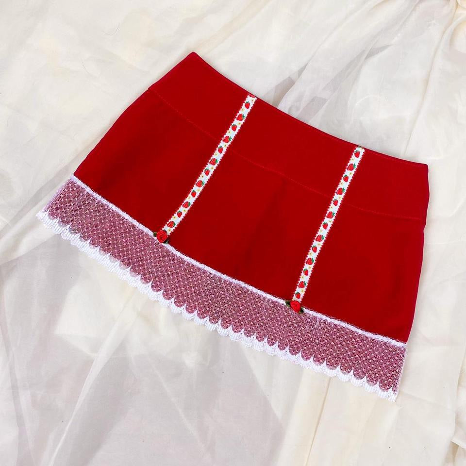 The Strawberry Shortcake Skirt (XS)