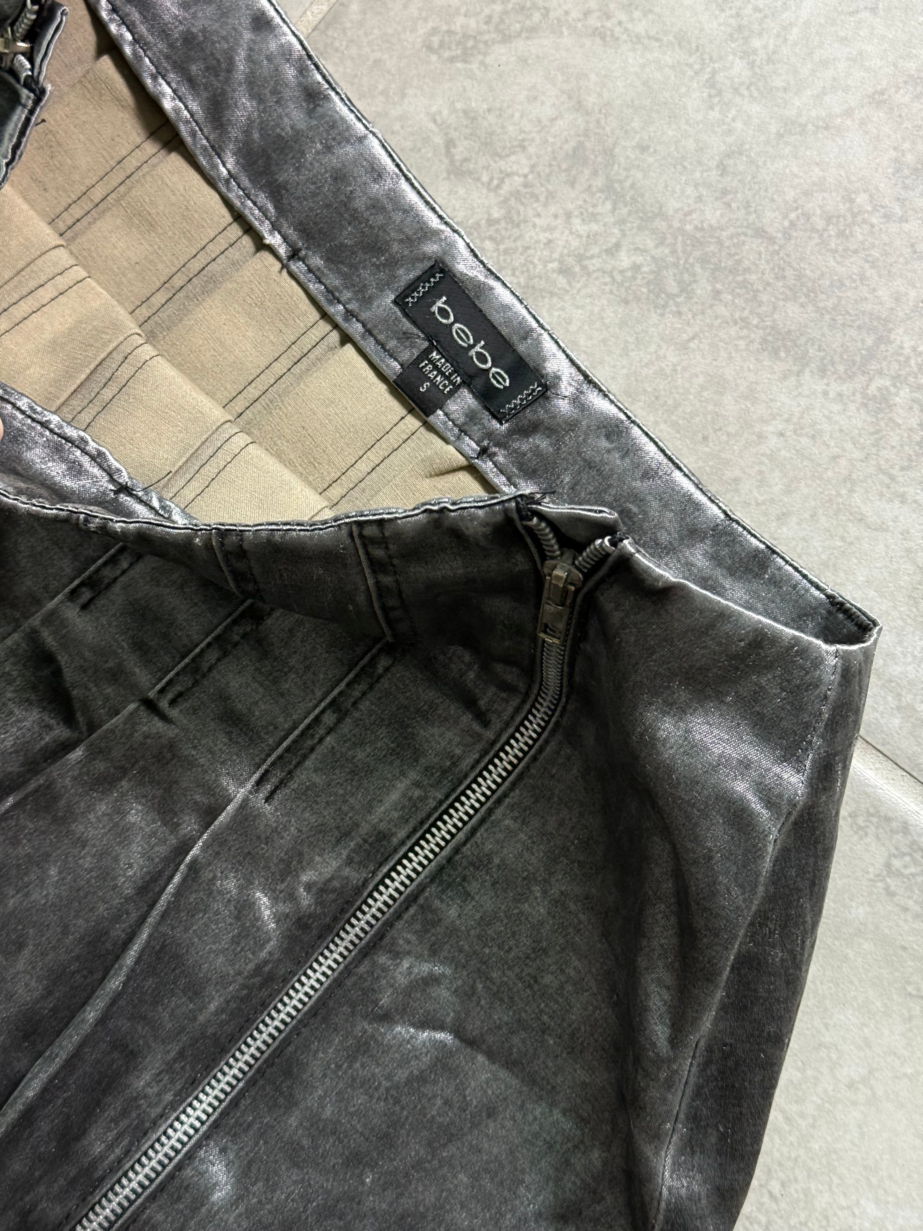 Y2K euro BEBE metallic/foil sheen charcoal wash pleated mini skirt (S)