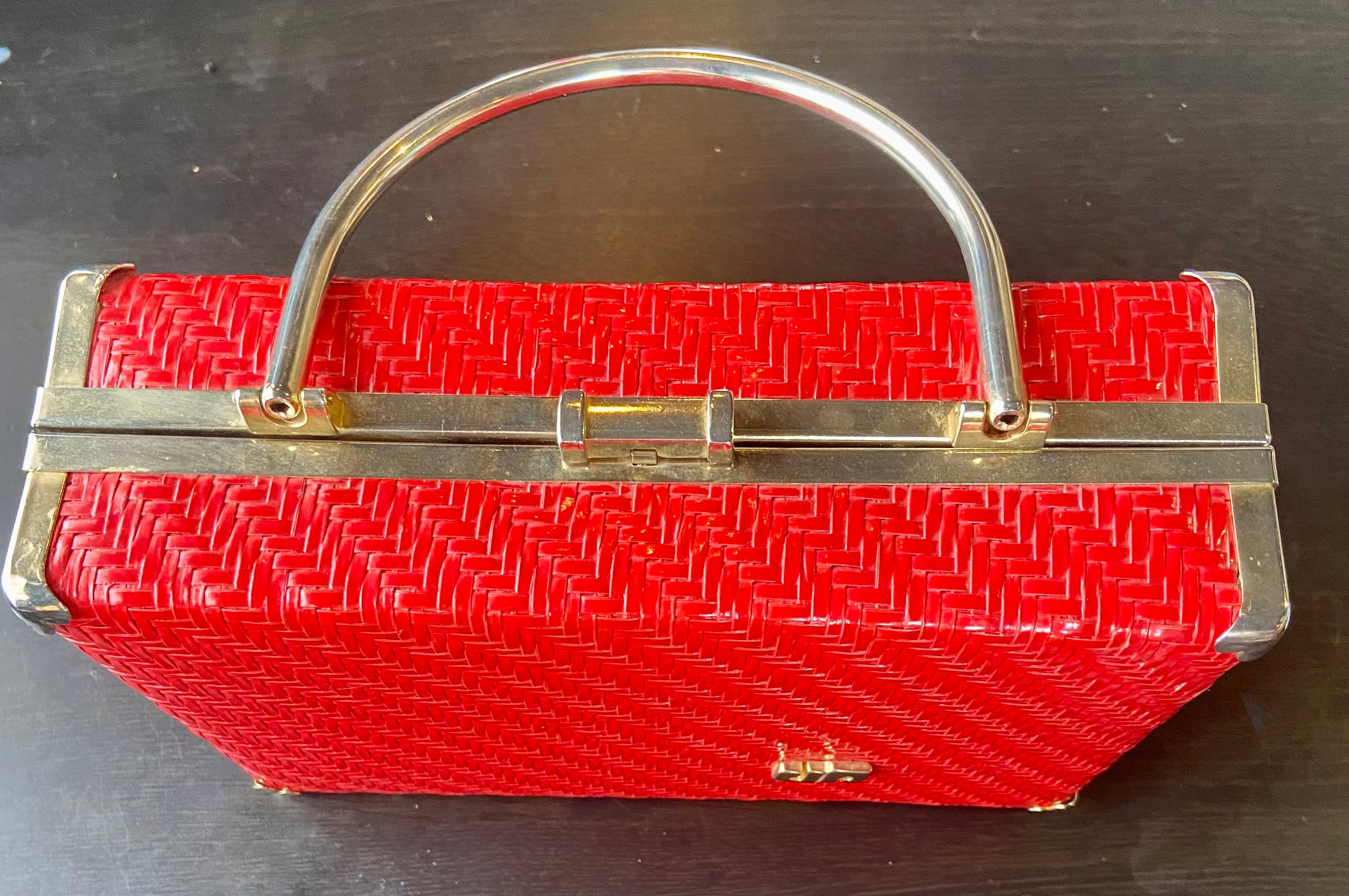 Vintage 60s/70s Varnished Red Wicker Bag// Box-style Handbag / Mid Century