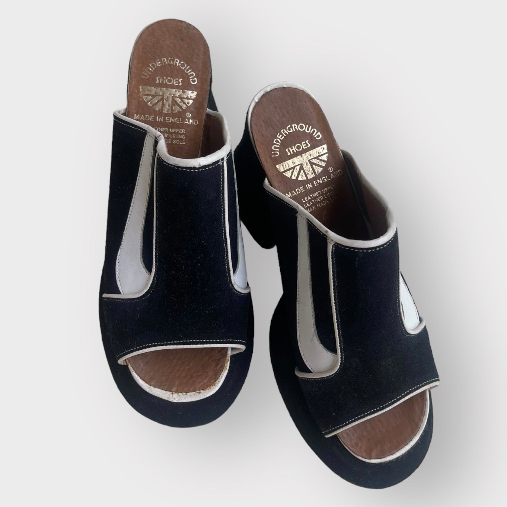 90s Black and White Suede Chunky Platforms by London Underground (7)
