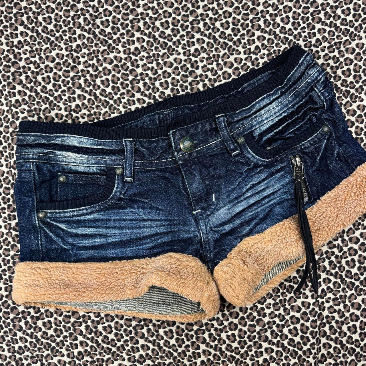 J-Fashion Fur Trim Denim Mini Shorts (M)