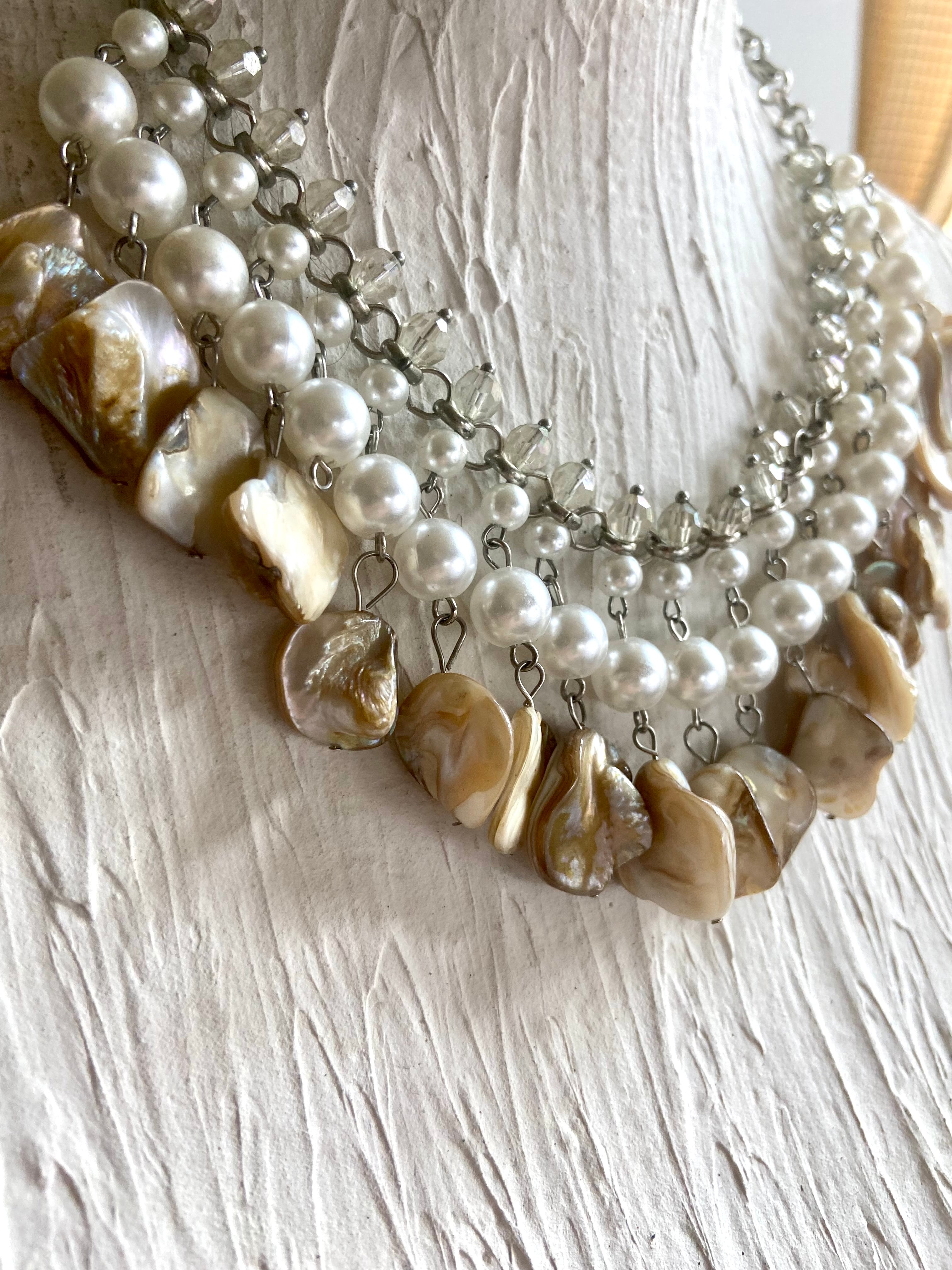 Beads choker