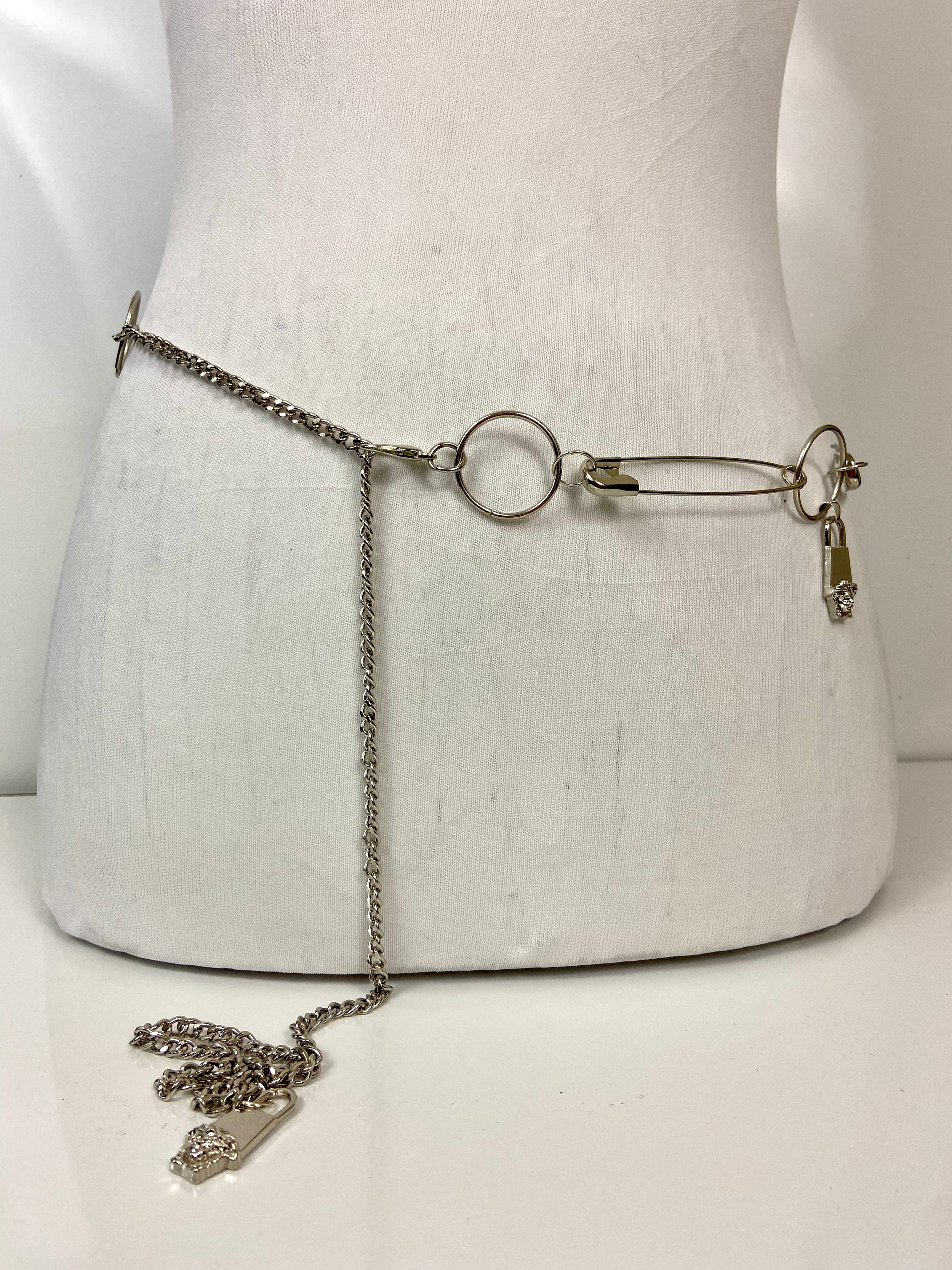 Safety pins chain belt