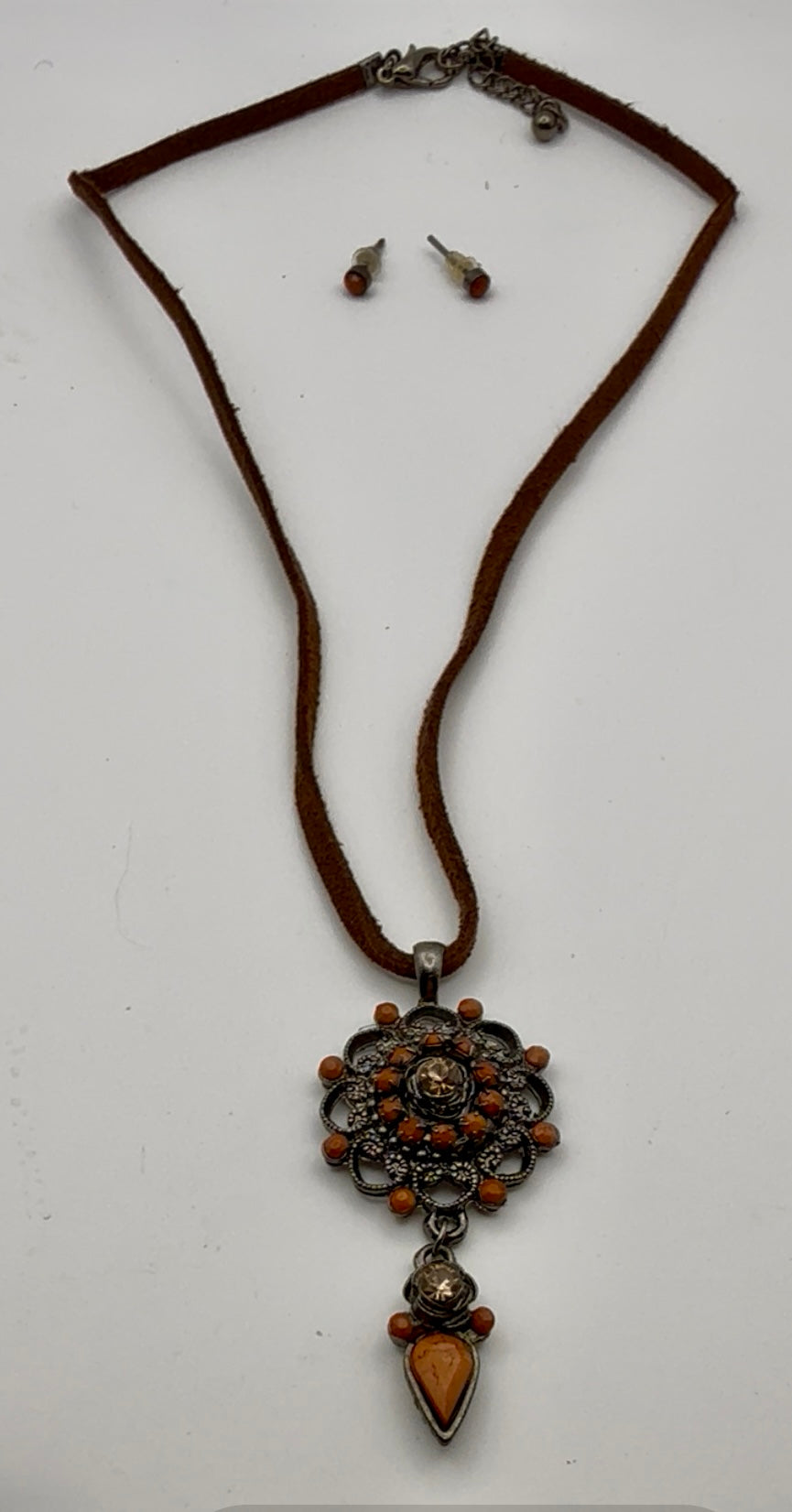 Boho Vintage Orange Pendant
Necklace Set