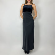 90s Black Velvet Maxi Dress (S/M)