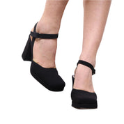 90s Chunky Black Square Toe Heels (6)