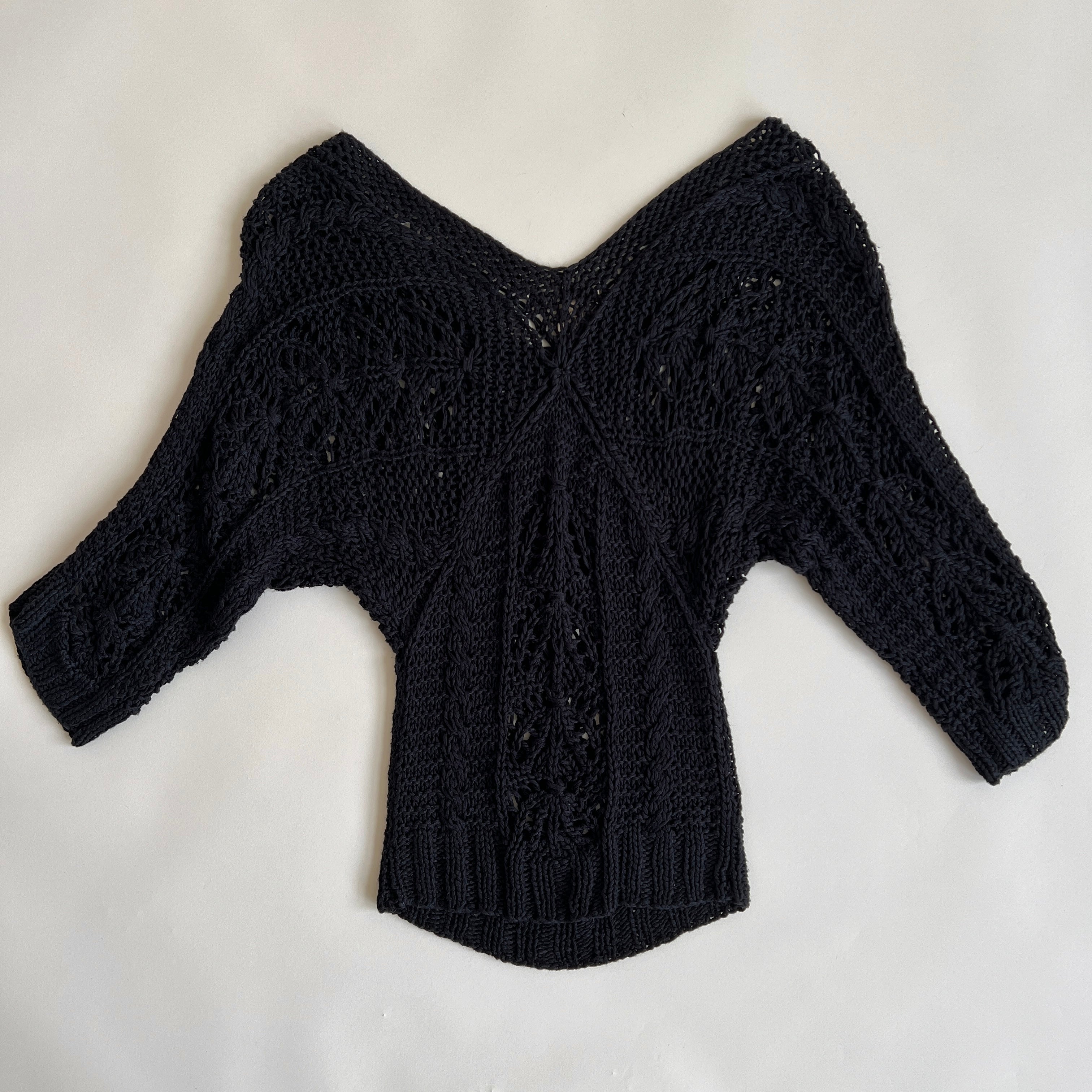 00s black crochet 3/4 top