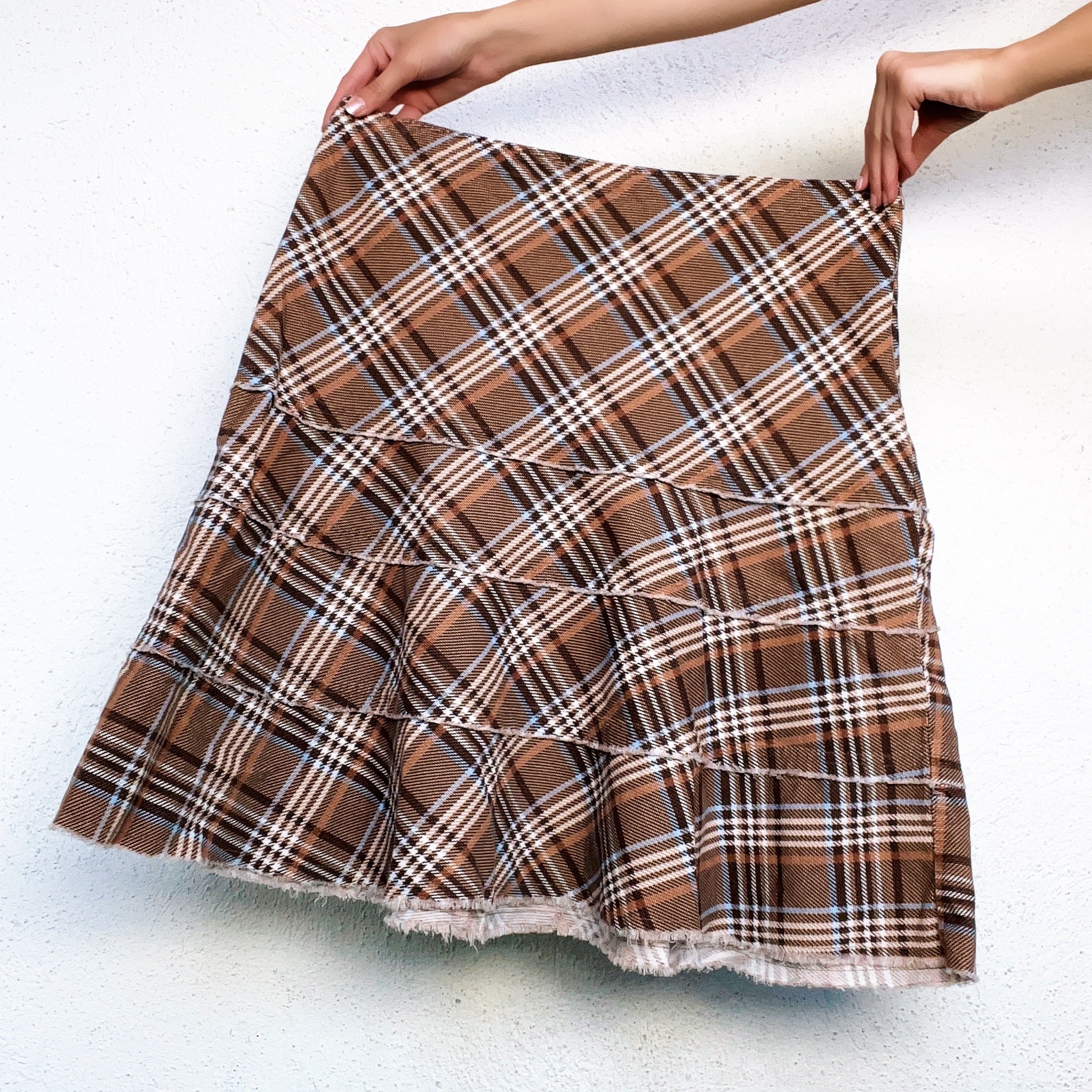 Plaid Corduroy Midi Skirt (M)