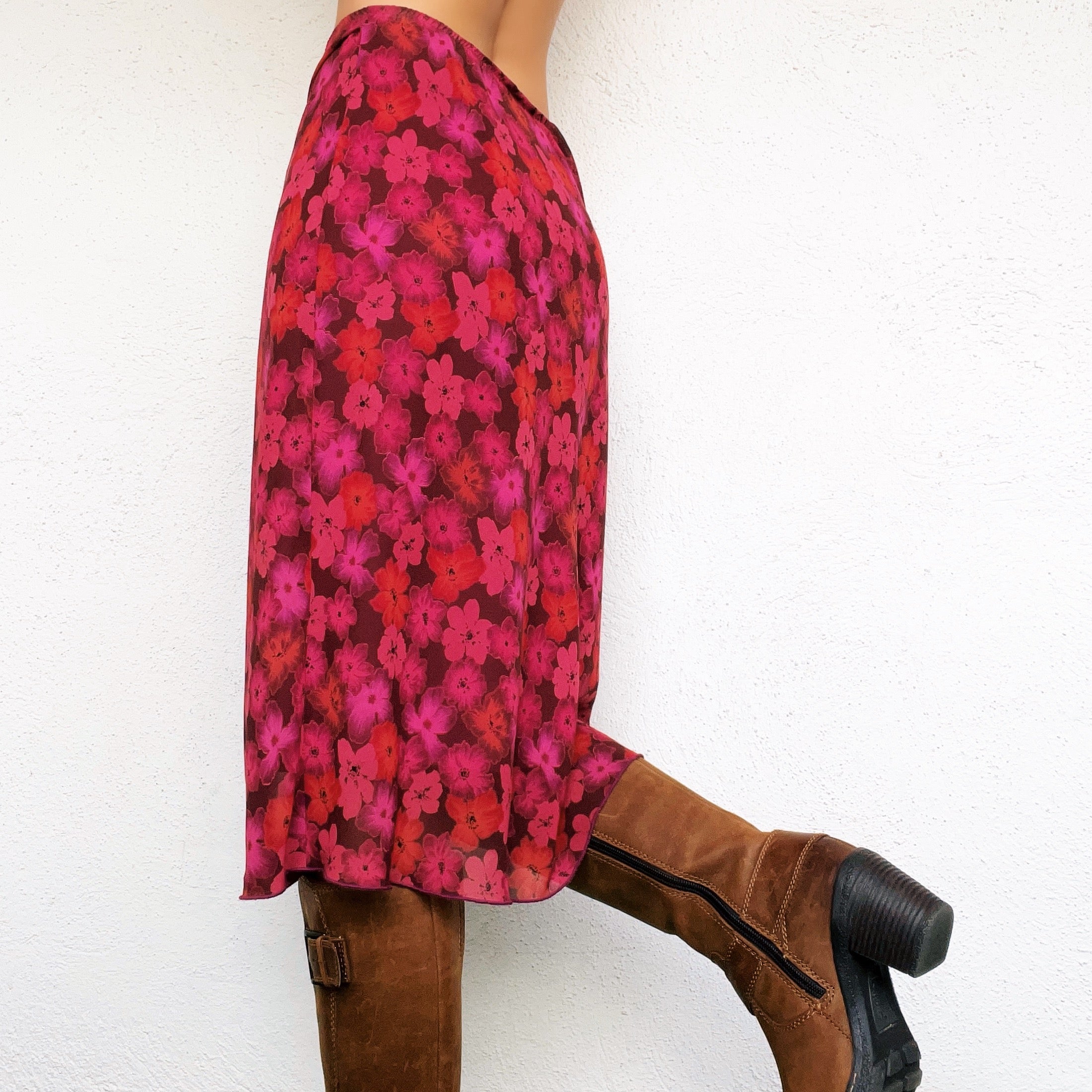90s Floral Midi Skirt (S/M)