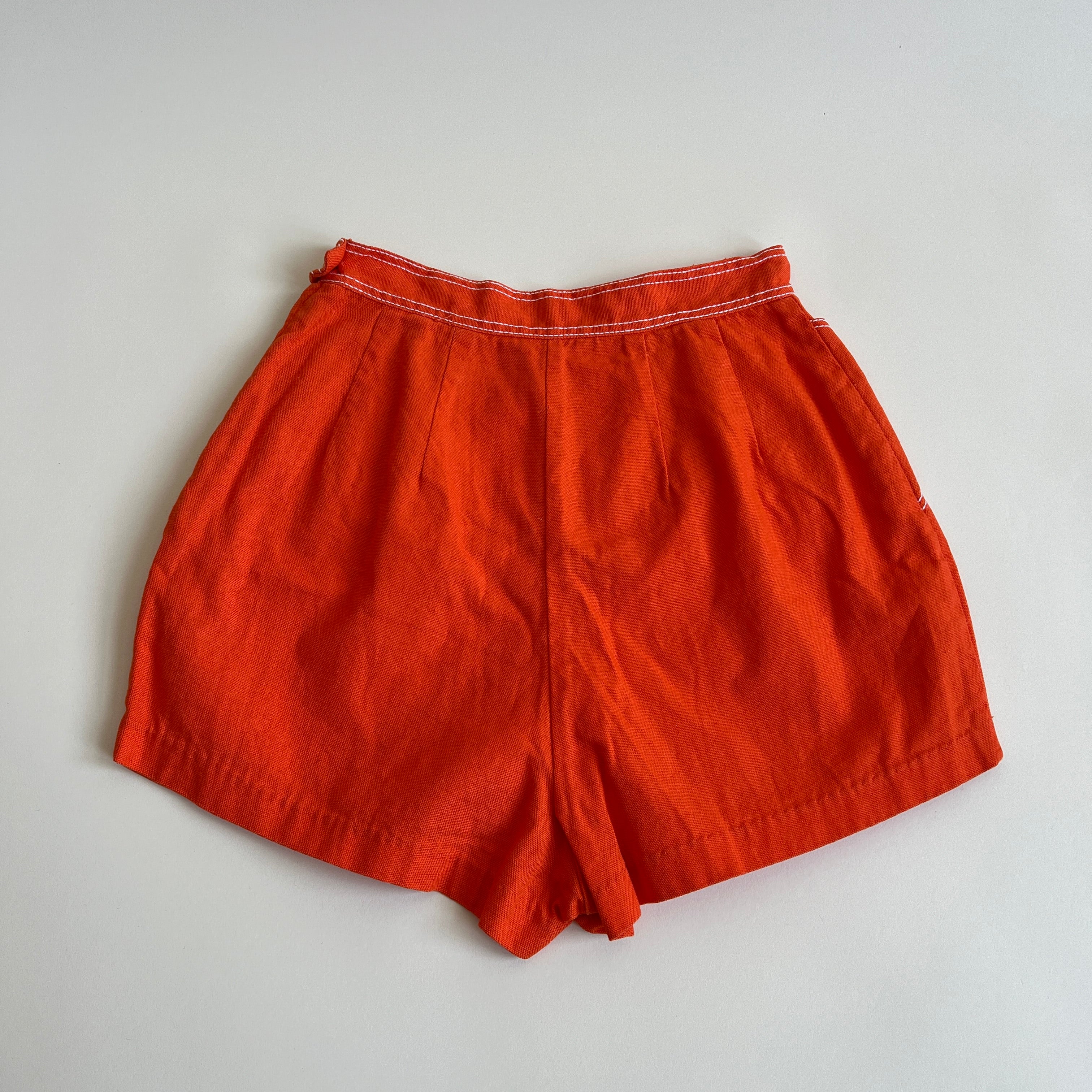 Vintage 1950s orange high rise short (XS)