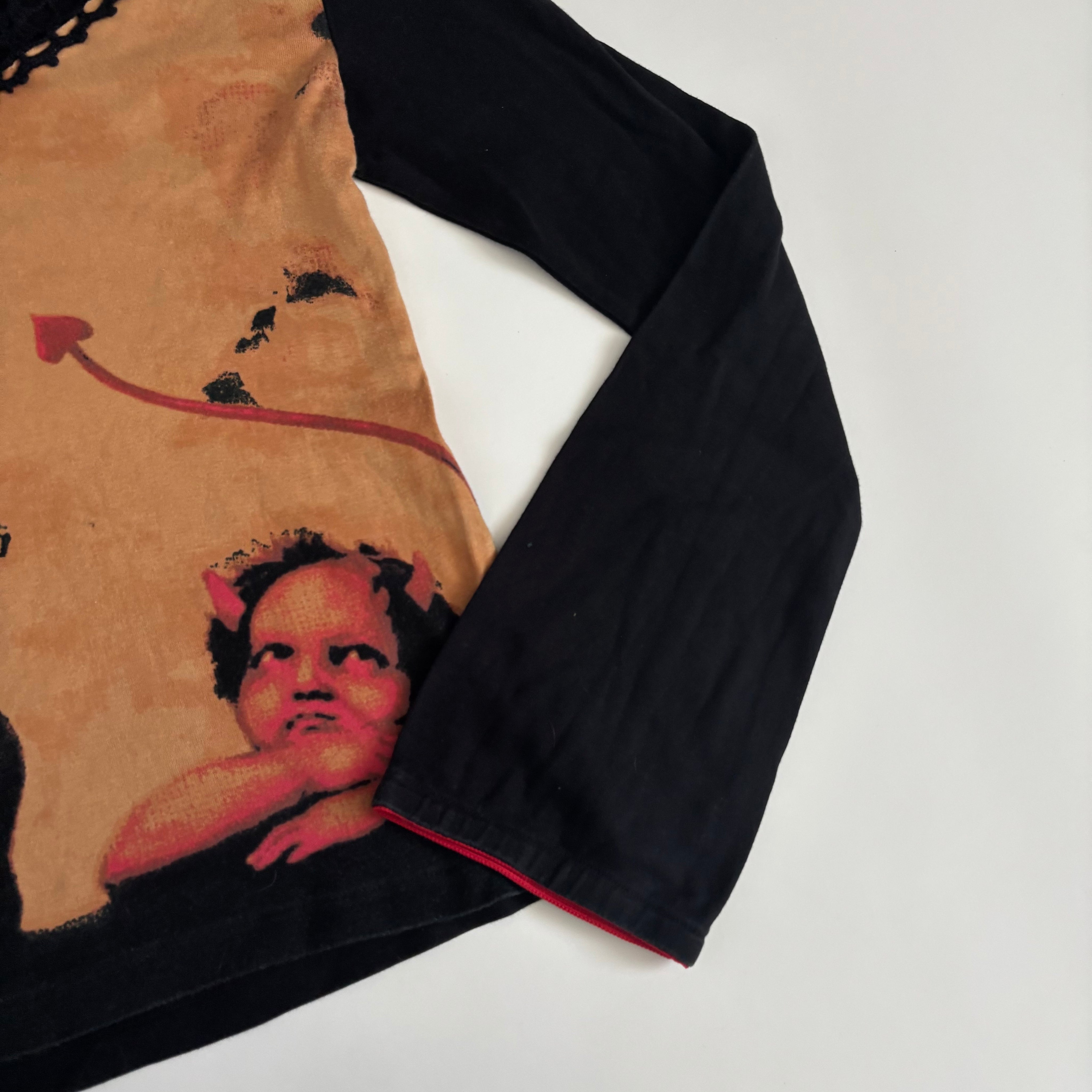 Vintage Cherub Graphic Sweater (M/L)