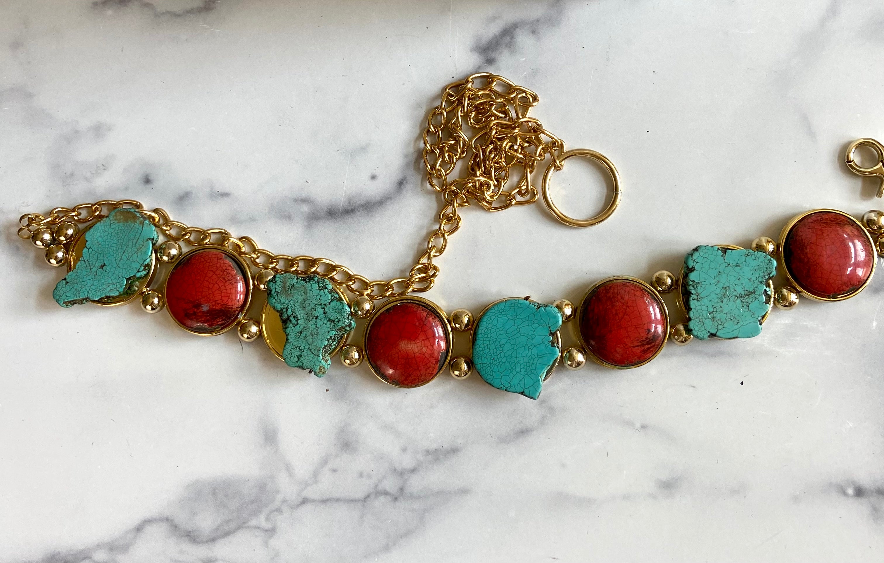 Stone chain belt