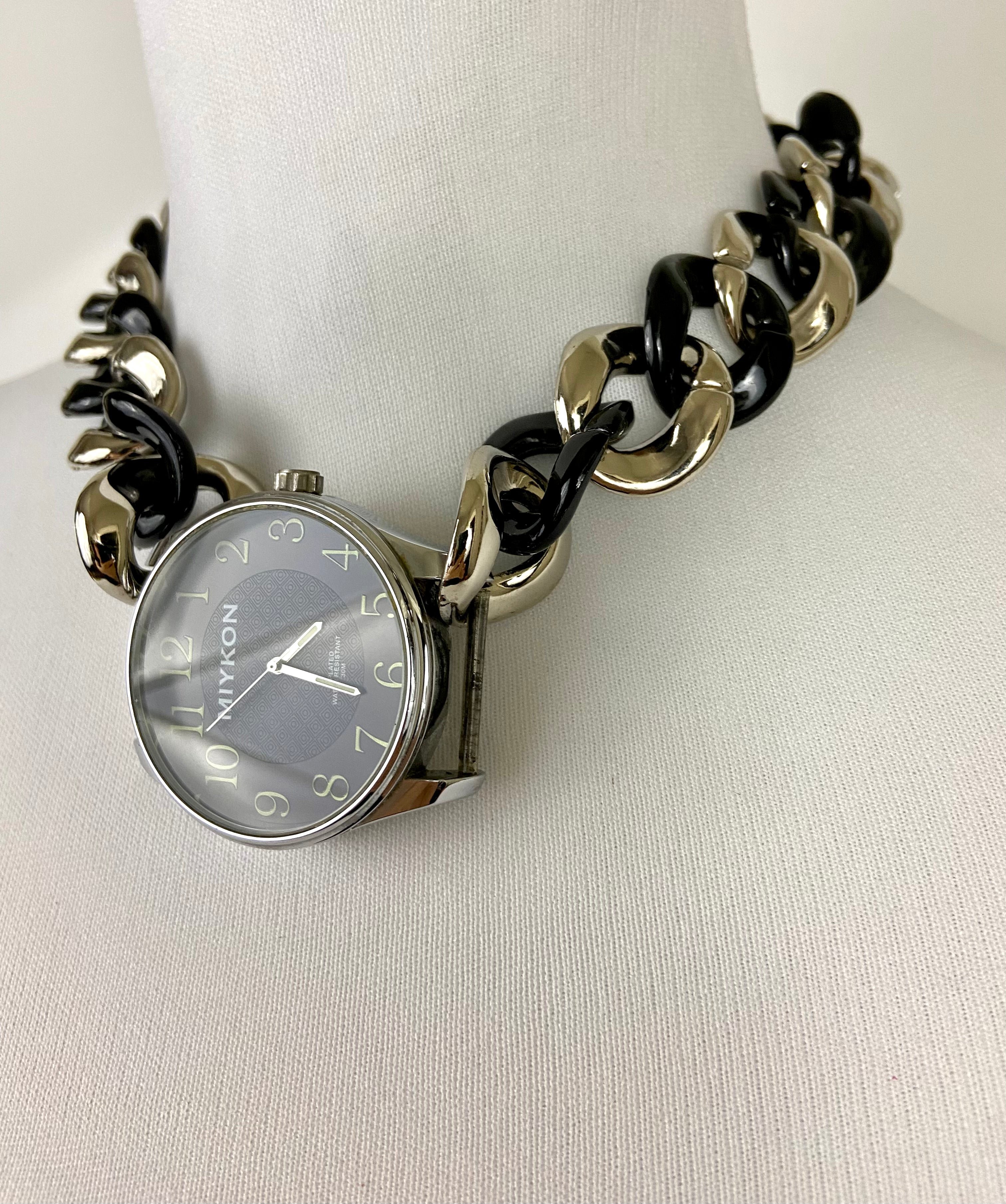 Black and silver watch ⏱️ choker