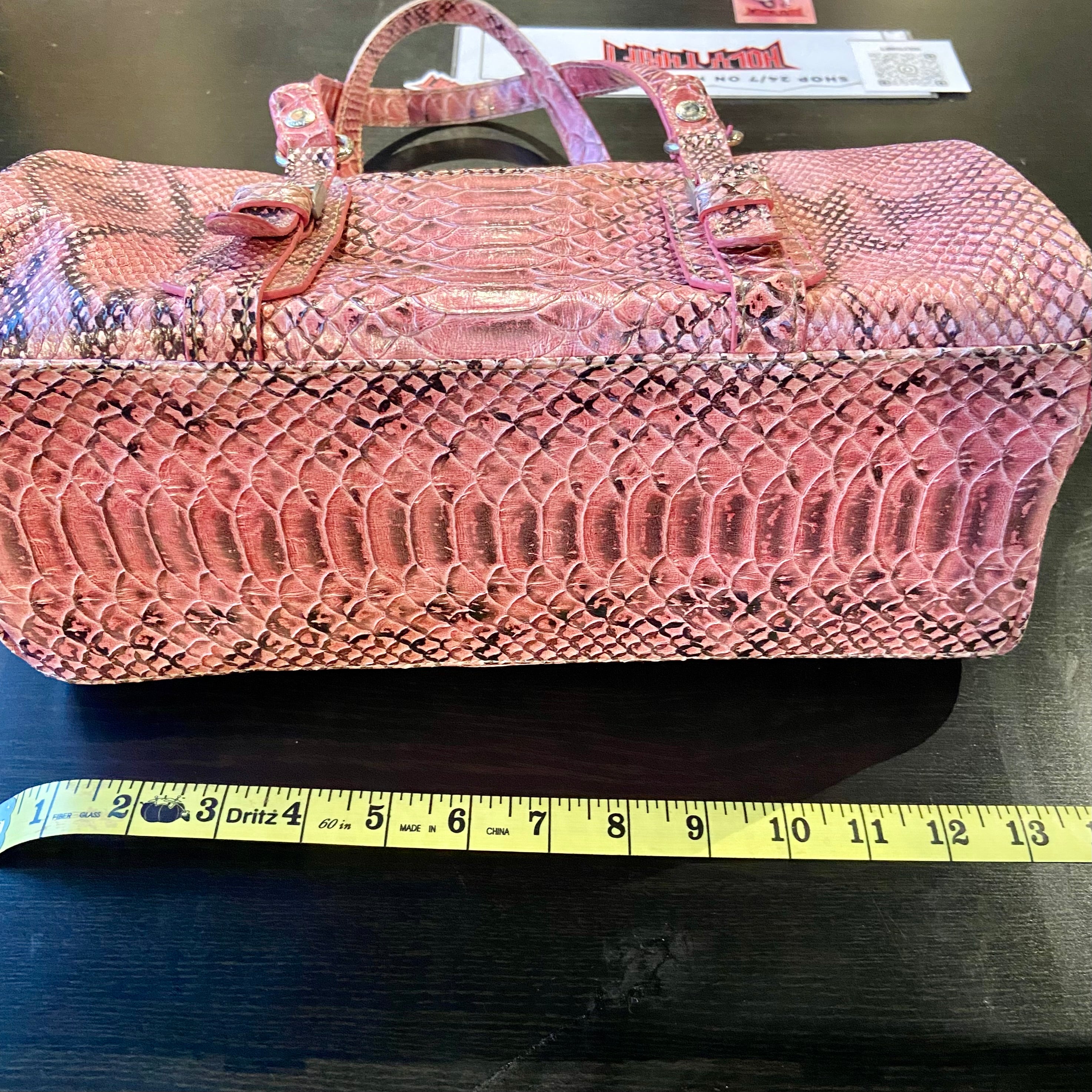 Liz Claiborne Pink Crocodile
Embossed Purse