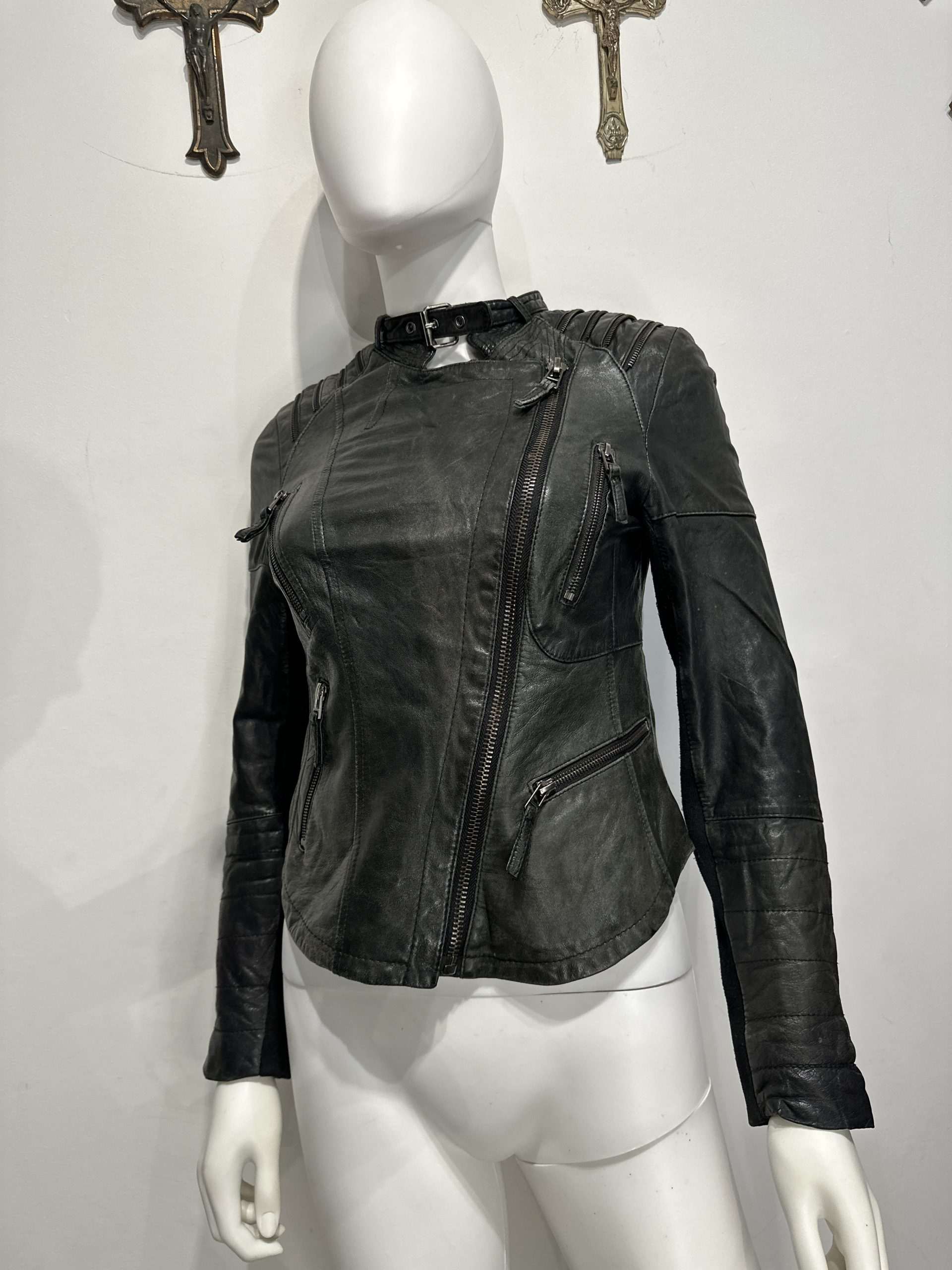 Vintage Zipper Moto Fitted Biker Jacket (XS/S)