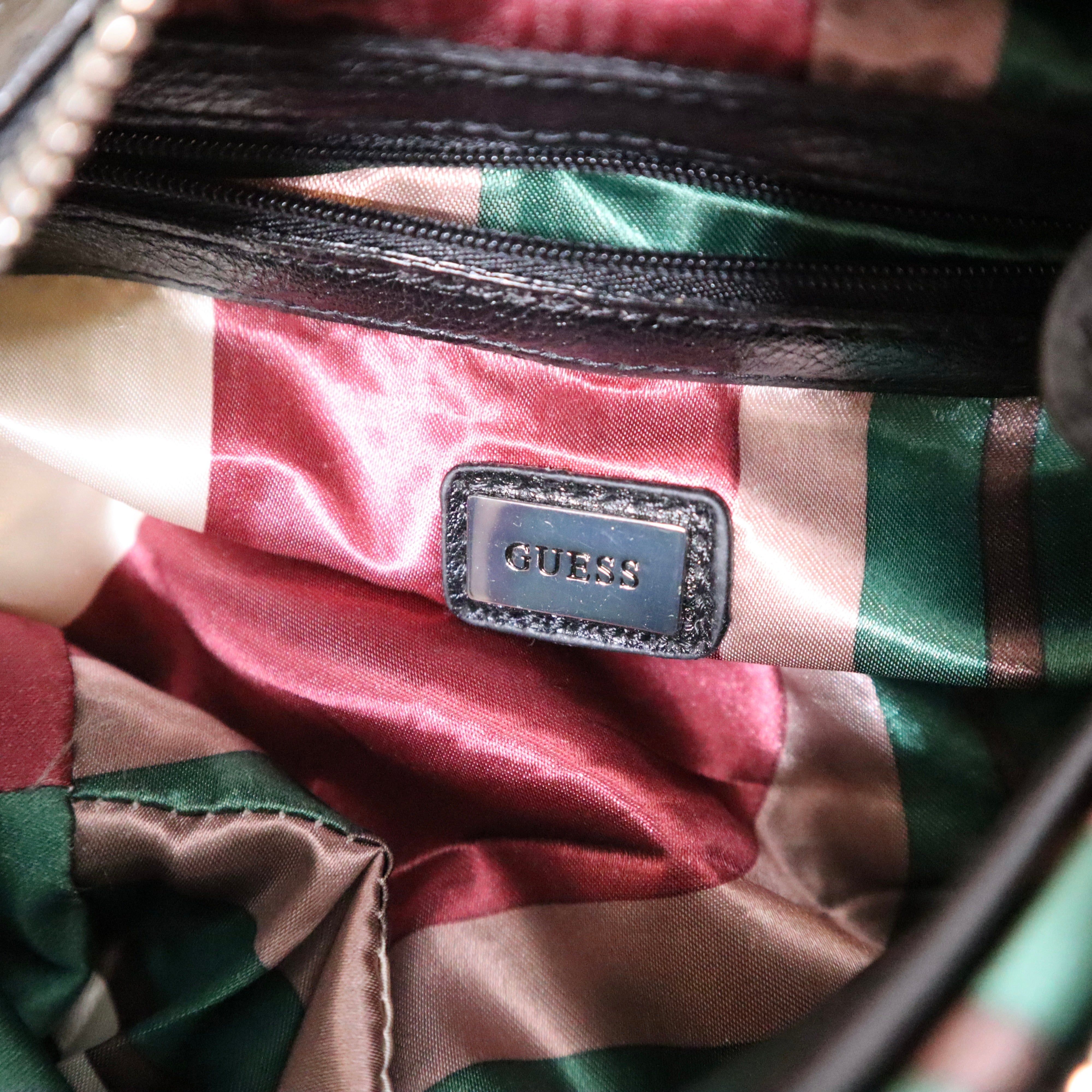 Y2K GUESS Black Leather Shoulder Bag