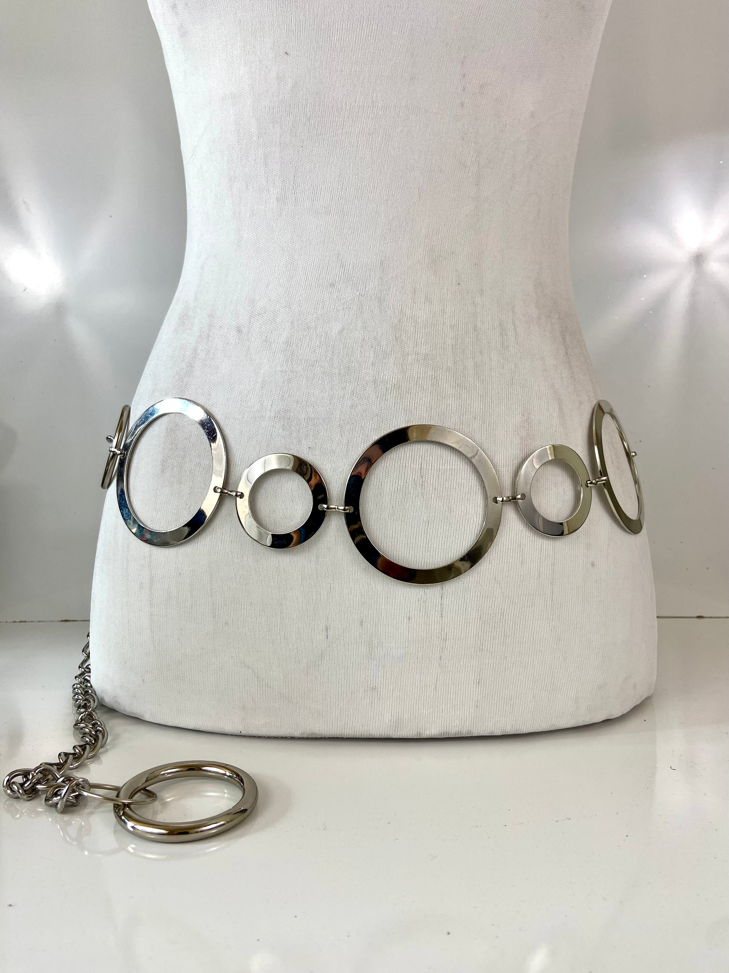 Big silver circles ⭕️ belt
