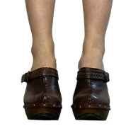 Vintage Leather Buckle Clogs (UK5 EU 38 US 7)