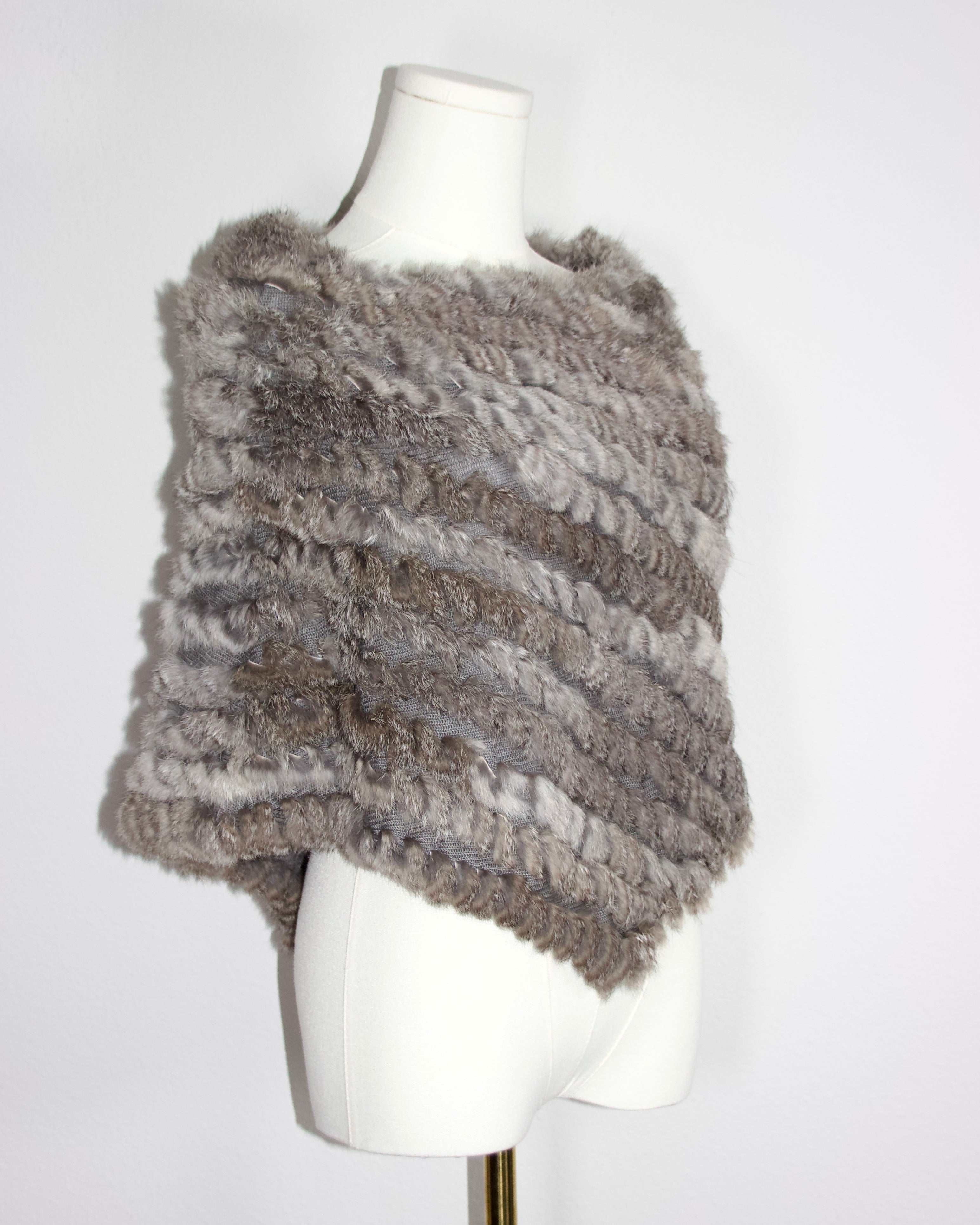 Japanese Rabbit Fur Poncho & Gloves Set (S)