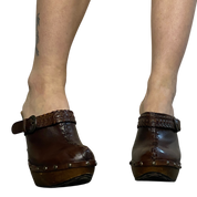 Vintage Leather Buckle Clogs (UK5 EU 38 US 7)