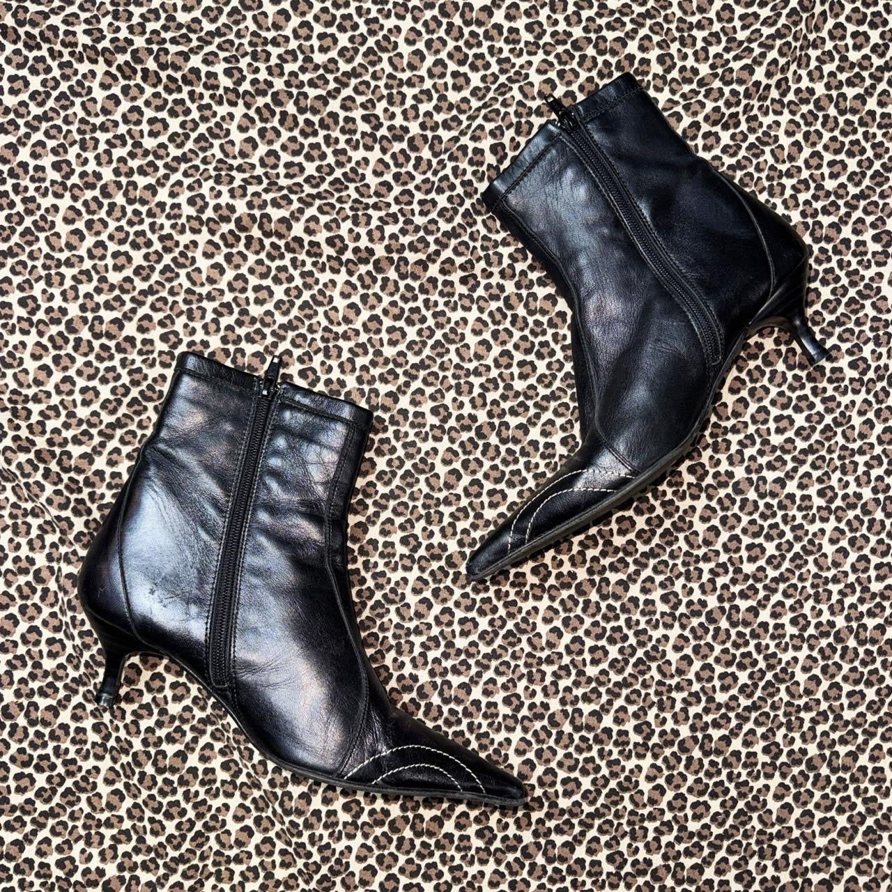 Y2K Stitched Black Leather Pointed Toe Kitten Heel Ankle Boots (7)