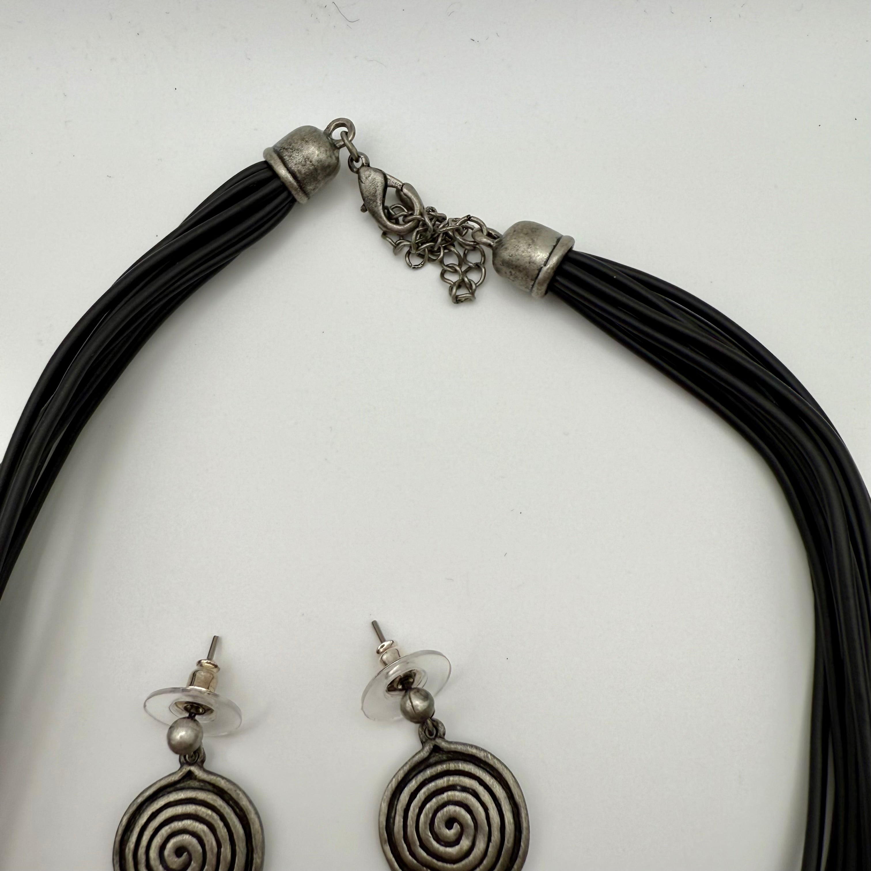 Circle Spiral Pendant set