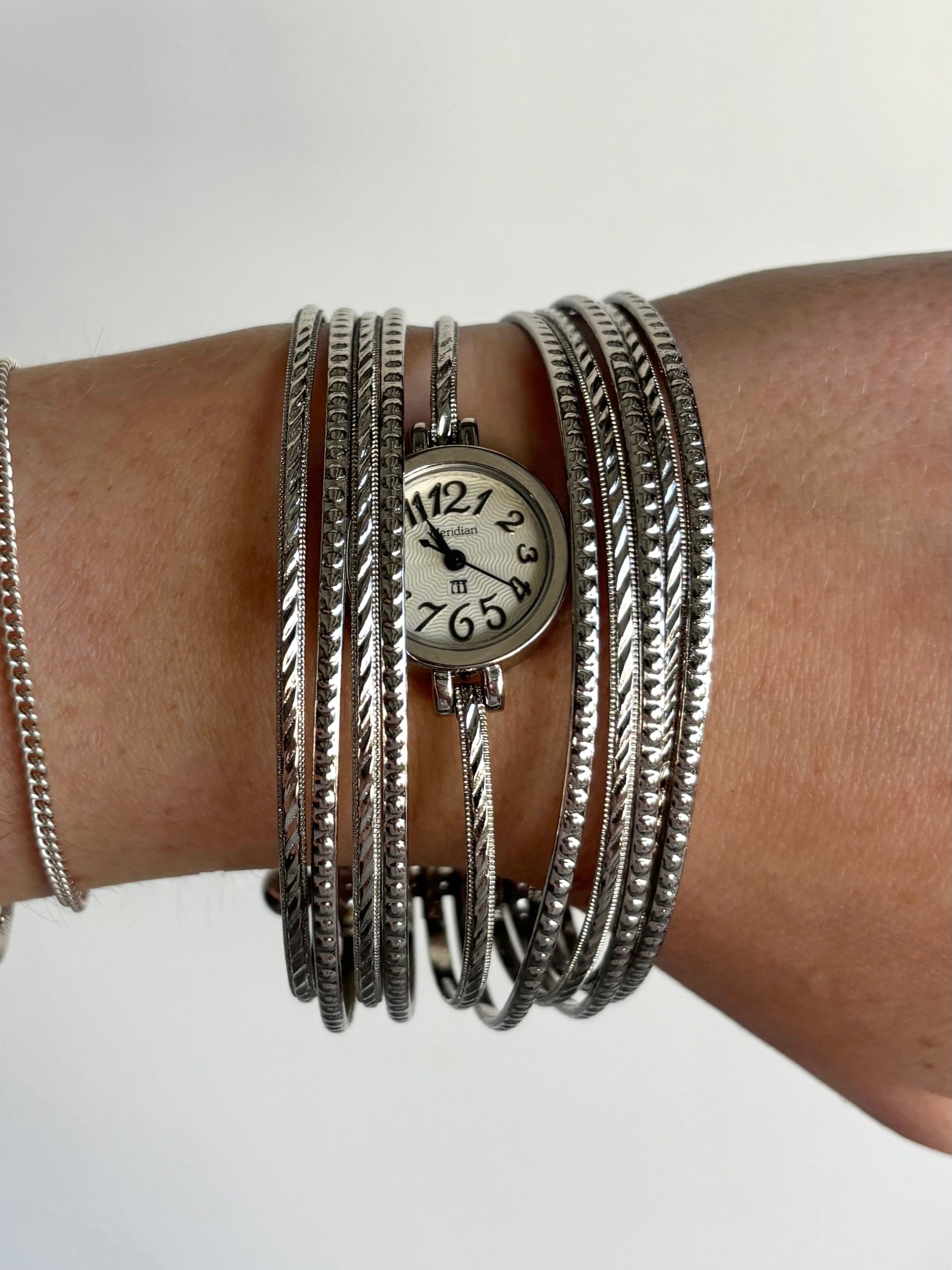 Y2K Hidden Moving Bangle Watch