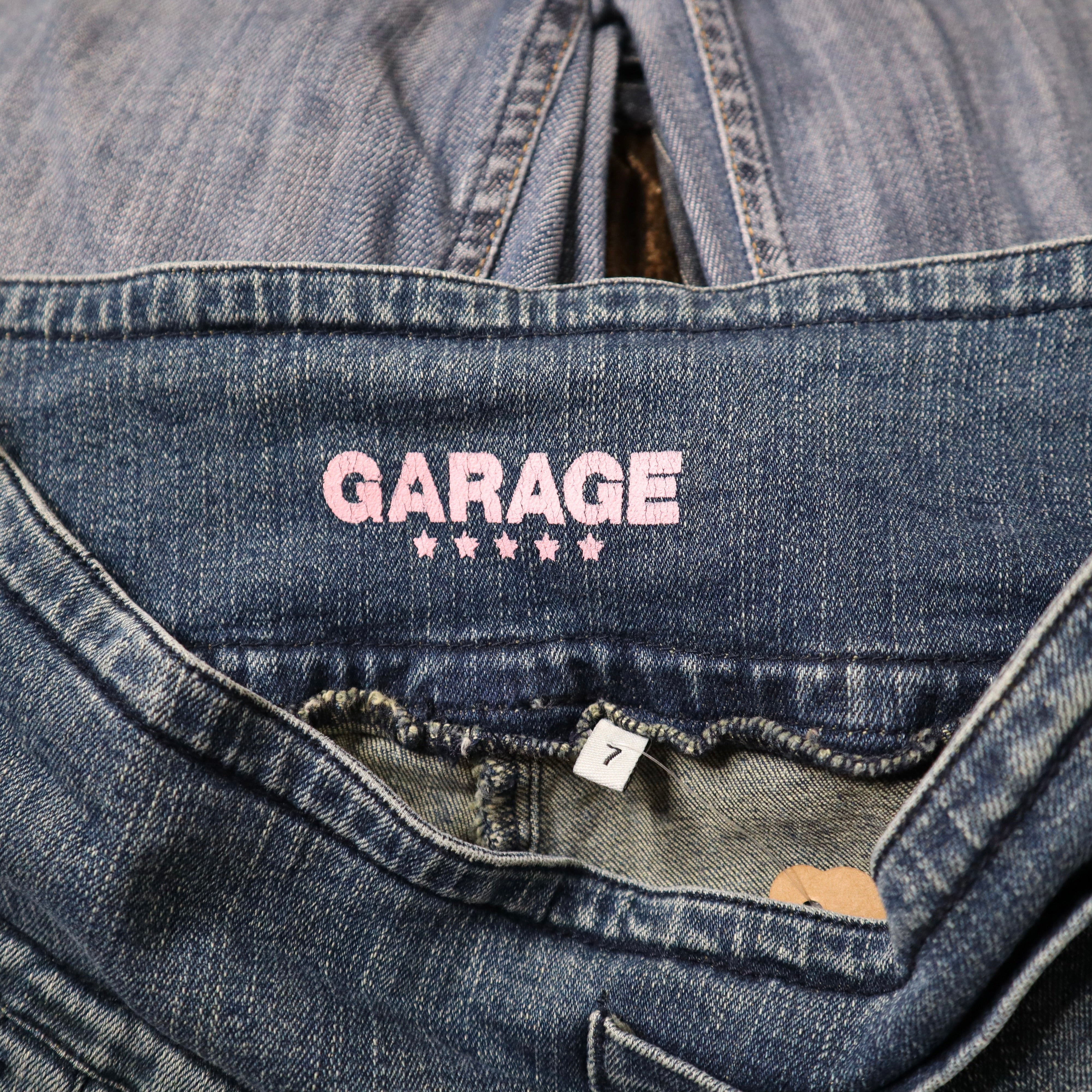 Y2K Low Waisted Flared Jeans (S/M)