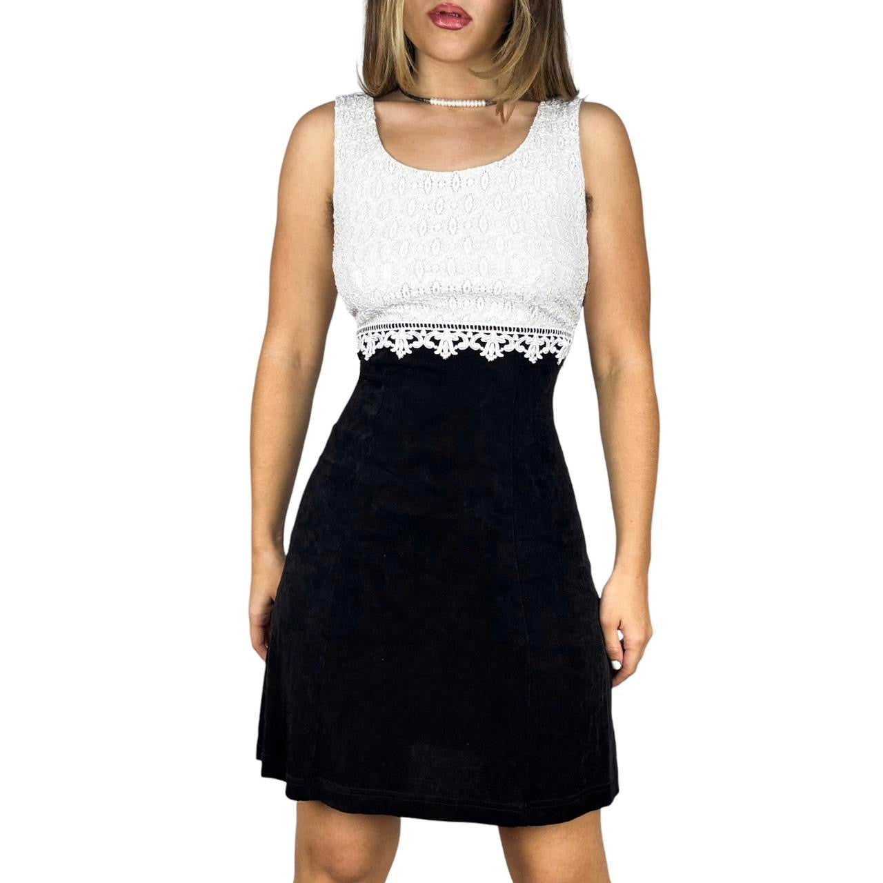90s babydoll dress 90s Lacy Babydoll Dress (M) – Holy Thrift