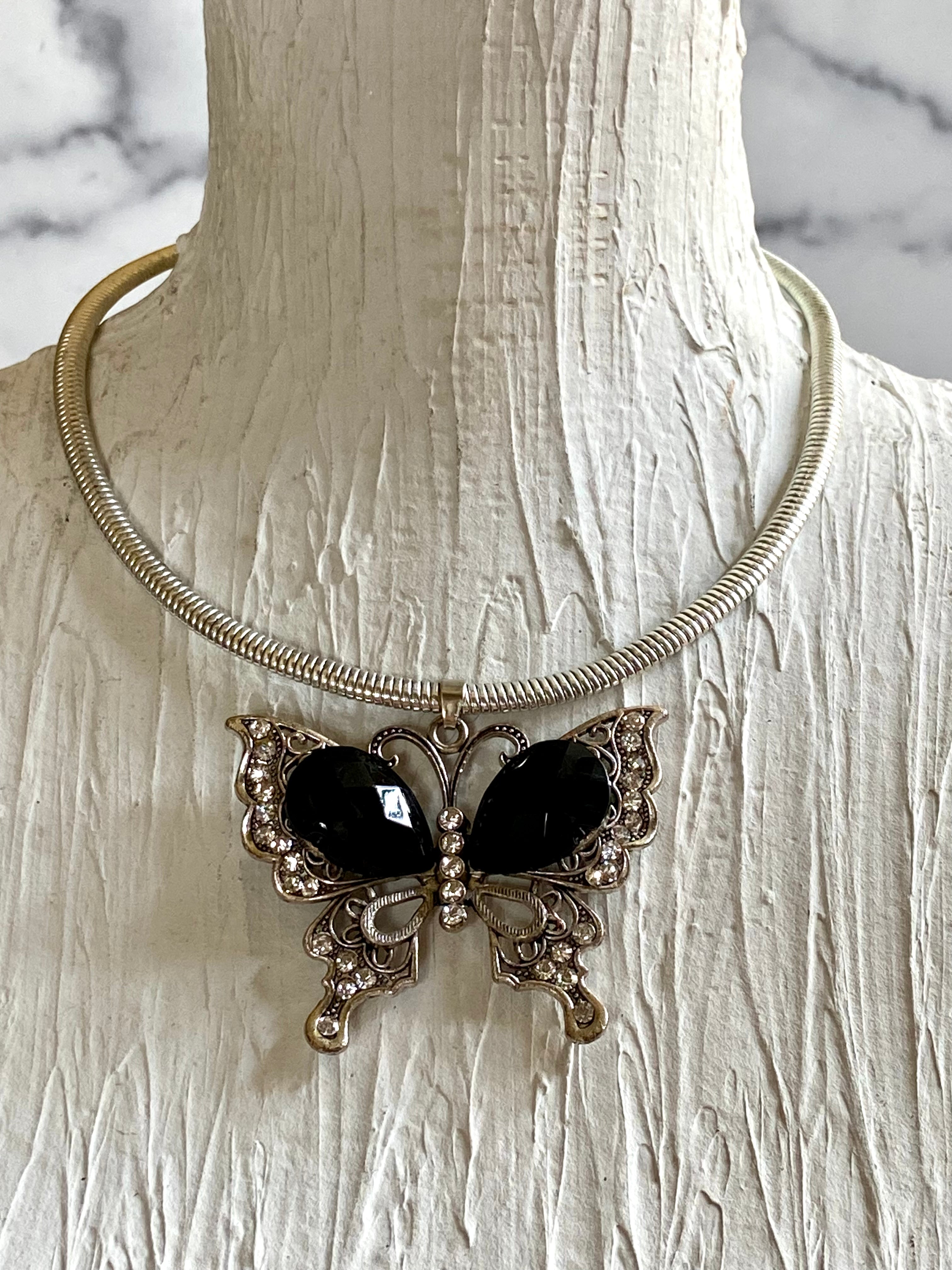 Black butterfly choker