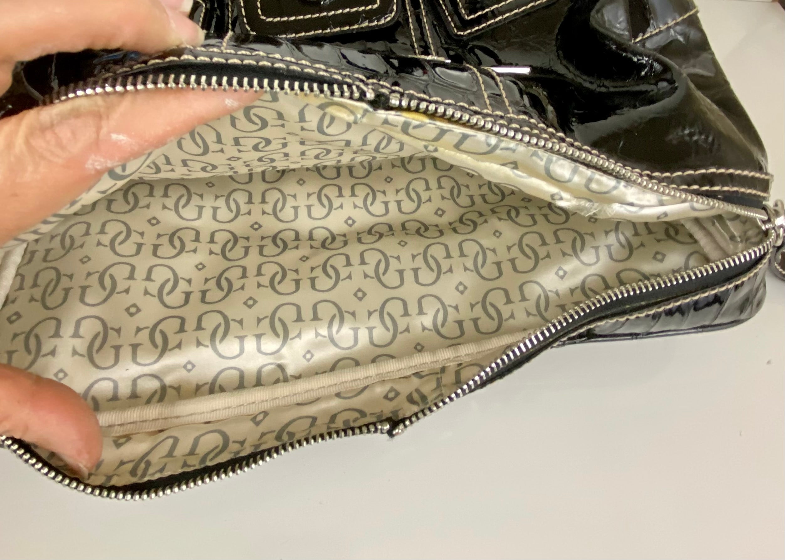 Guess Croc Print Faux Leather
Shoulder Bag
