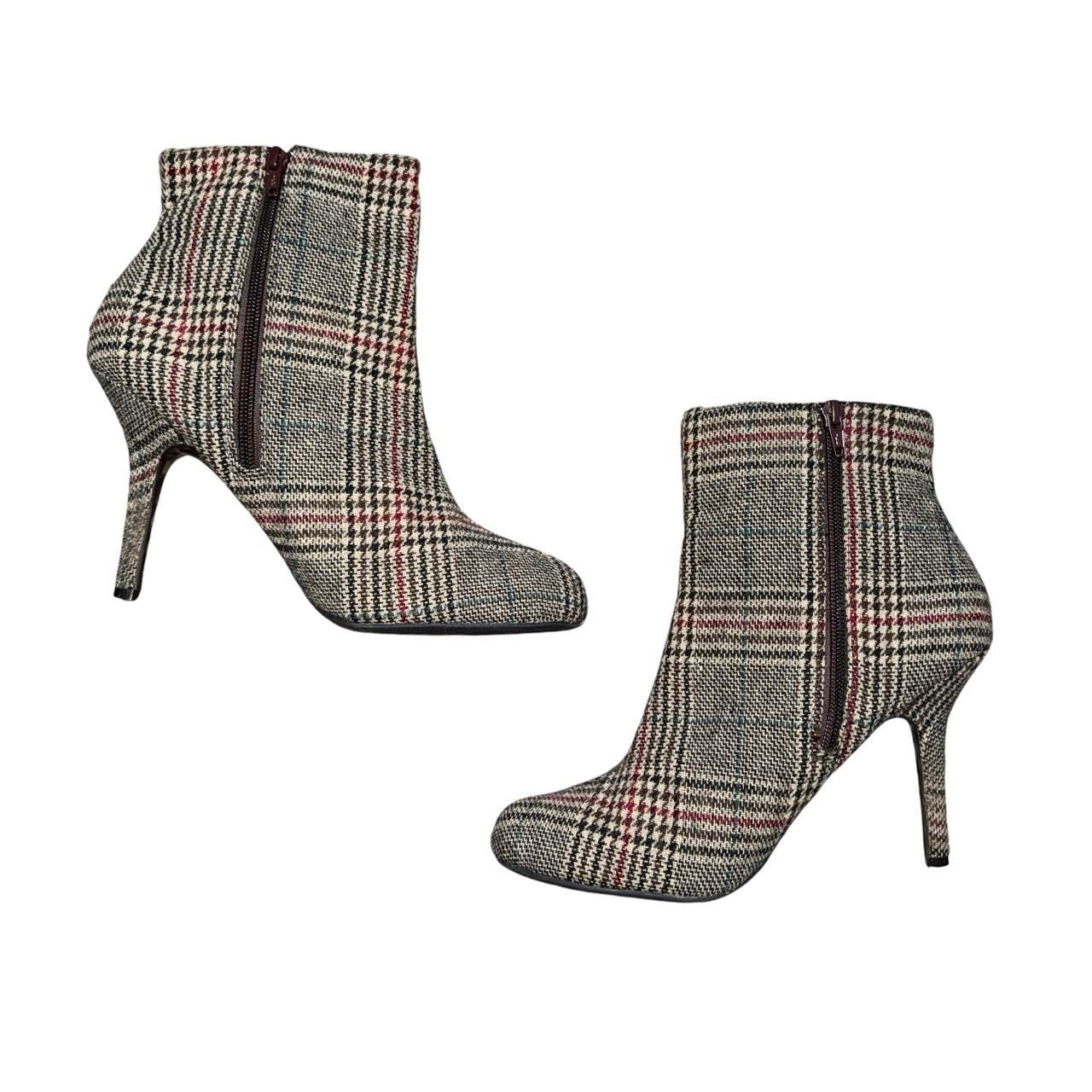 Y2K Houndstooth Button Detail Ankle Boots (9)