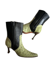 90s Western Ostrich Heeled Boots (5.5)